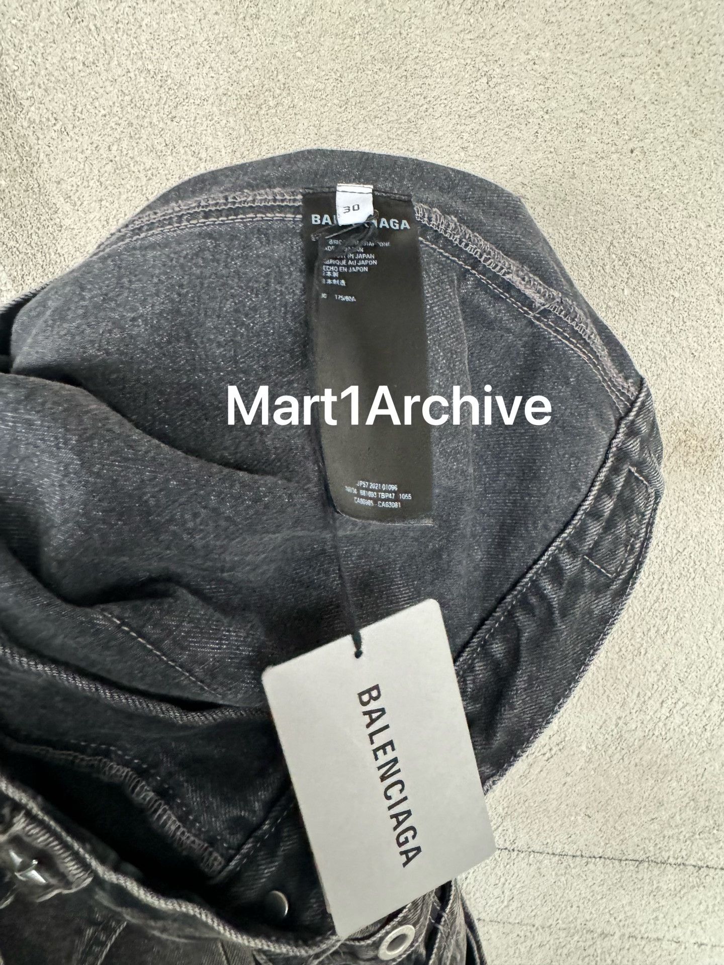 Balenciaga Balenciaga Strap Denim Jeans Size 30 Size US 30 / EU 46 - 7 Thumbnail