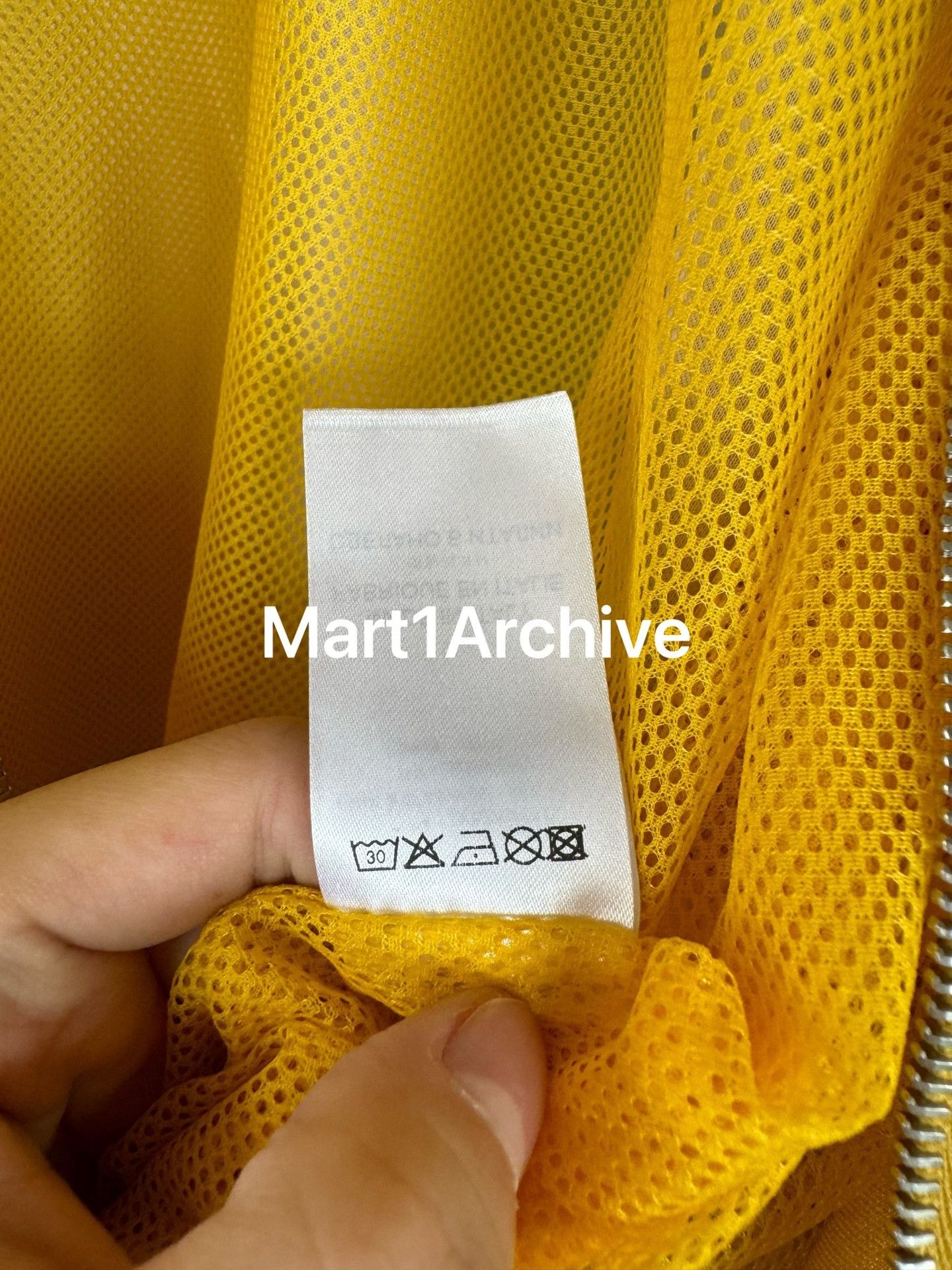 Vetements Vetements Gold Track Jacket Size S Size US S / EU 44-46 / 1 - 8 Thumbnail
