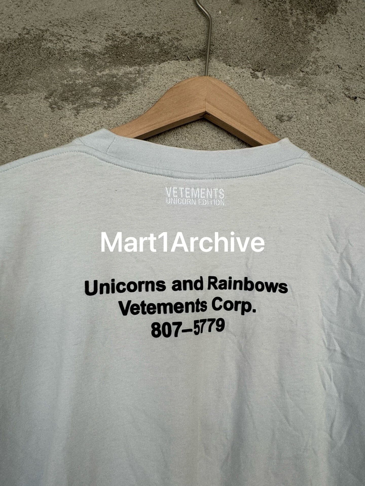 Vetements Vetements Unicorn Rainbow T-Shirt Size S Size US S / EU 44-46 / 1 - 5 Thumbnail