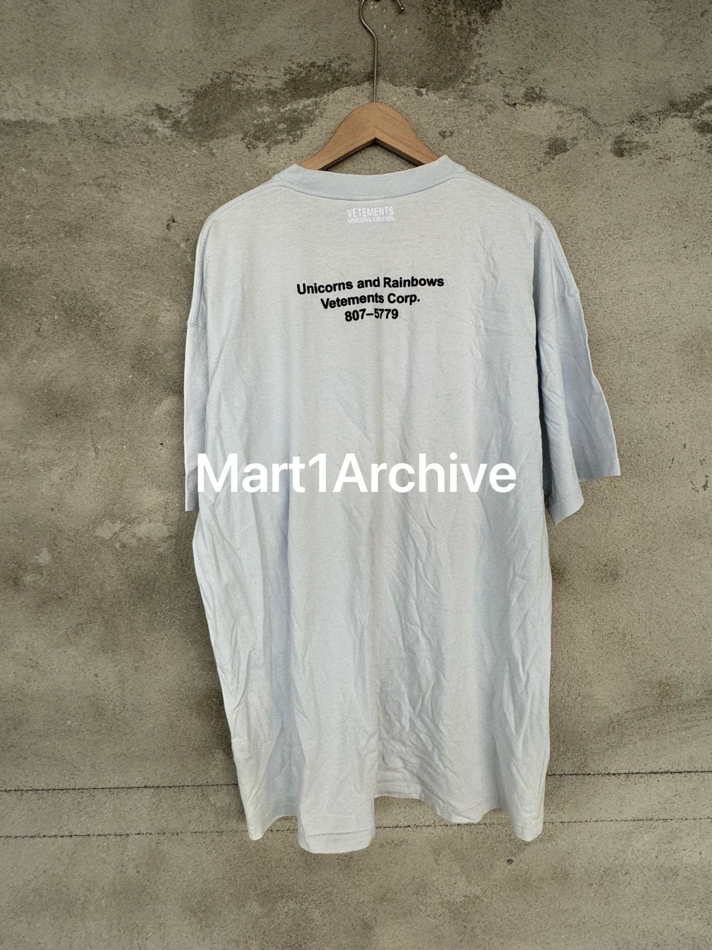Vetements Vetements Unicorn Rainbow T-Shirt Size S Size US S / EU 44-46 / 1 - 3 Thumbnail
