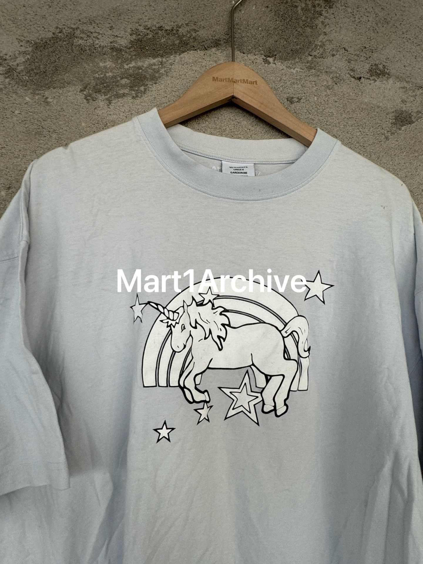 Vetements Vetements Unicorn Rainbow T-Shirt Size S Size US S / EU 44-46 / 1 - 4 Thumbnail