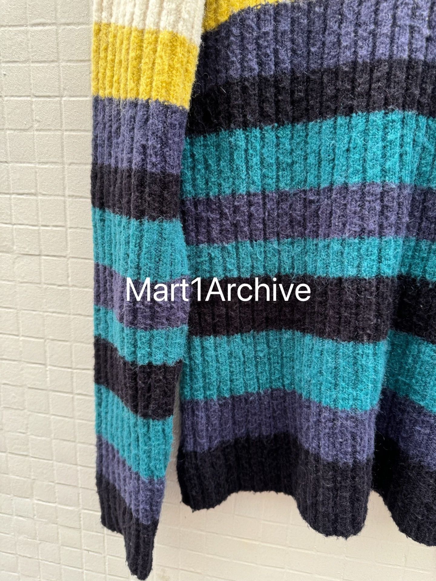 PPFM PPFM Striped V-Neck Sweater Size M Size US M / EU 48-50 / 2 - 4 Thumbnail