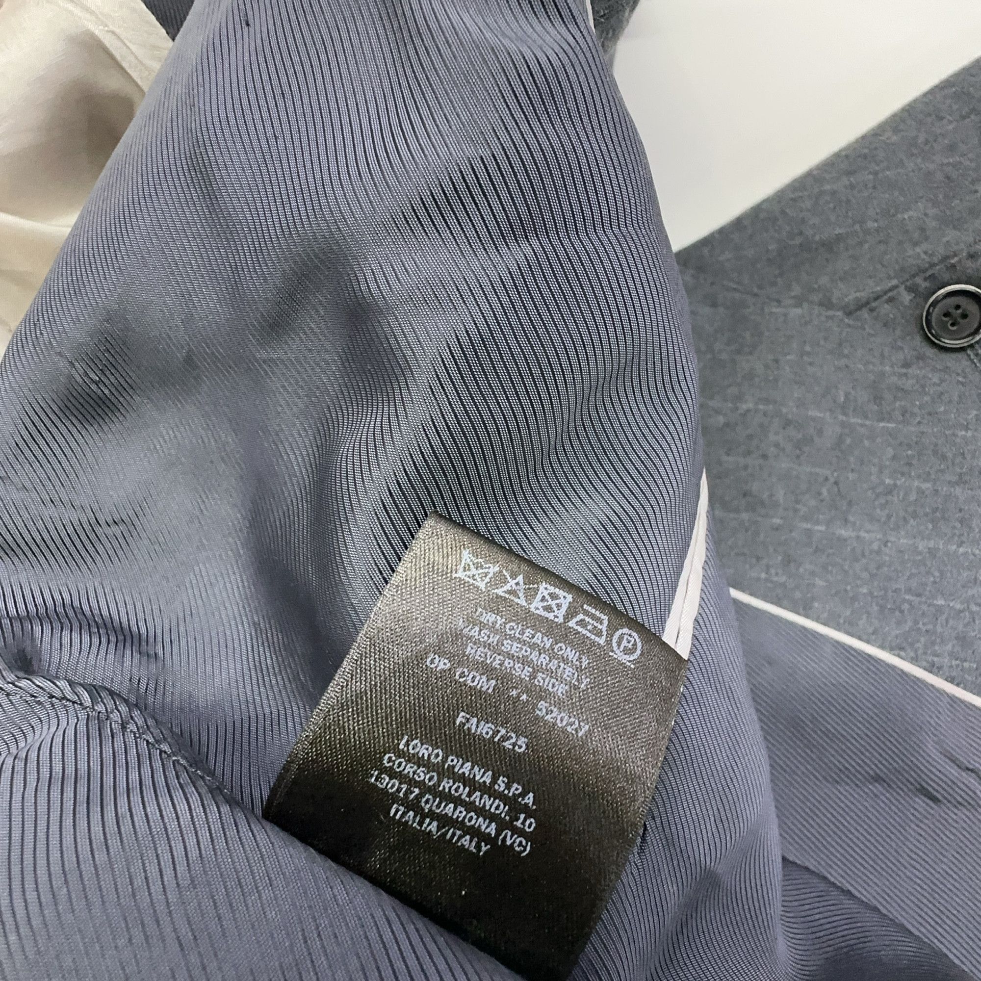 Loro Piana Loro Piana Pinstripe Blazer Size 34R Size 34R - 4 Thumbnail