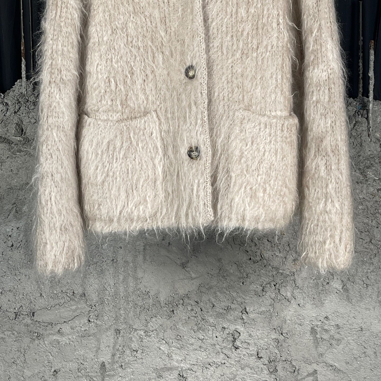 Loro Piana Loro Piana Mohair Cashmere V-Neck Cardigan Size XS Size XS / US 0-2 / IT 36-38 - 6 Thumbnail