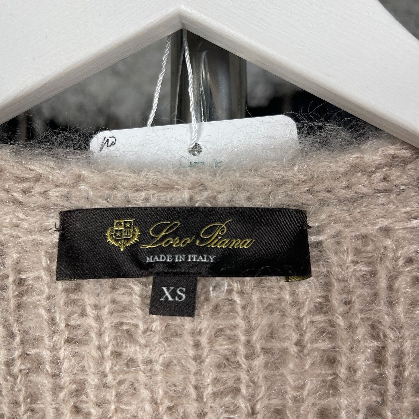 Loro Piana Loro Piana Mohair Cashmere V-Neck Cardigan Size XS Size XS / US 0-2 / IT 36-38 - 3 Thumbnail