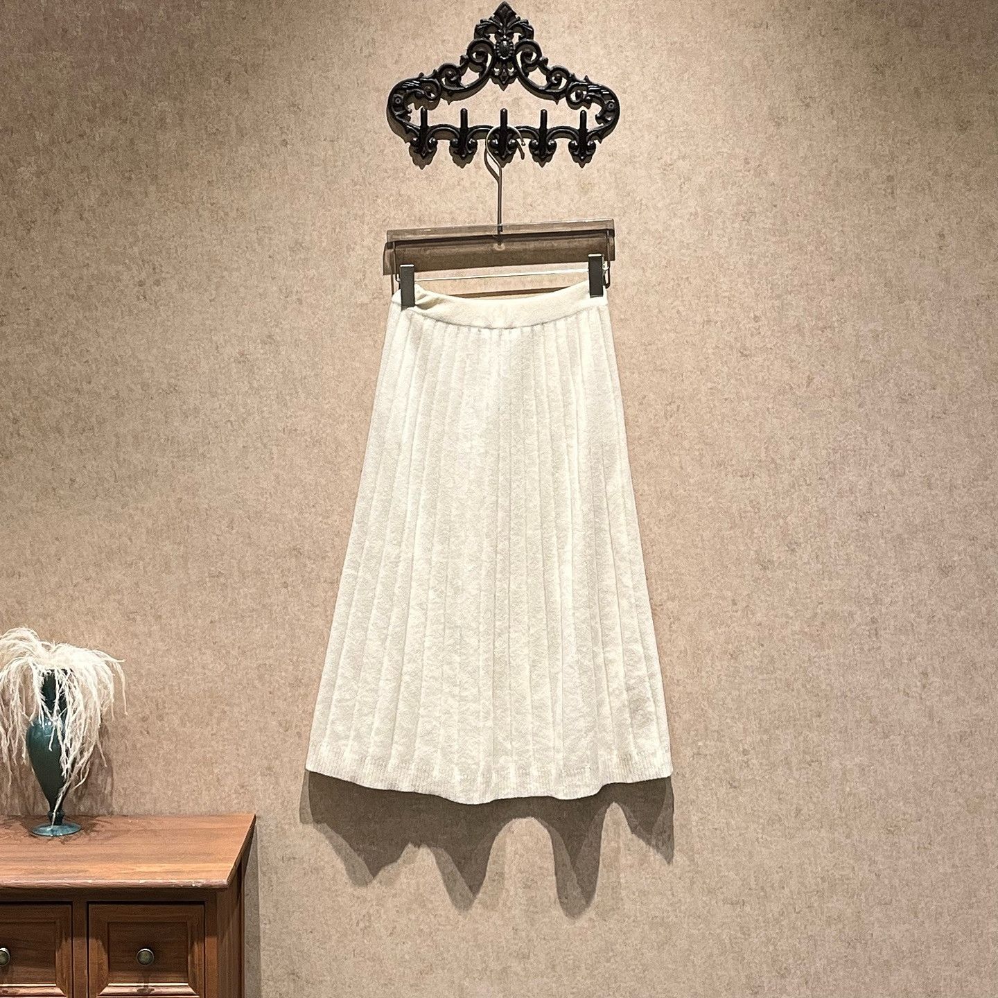 Loro Piana Loro Piana Baby Cashmere Pleated Midi Skirt XS Size 26" / US 2 / IT 38 - 2 Thumbnail