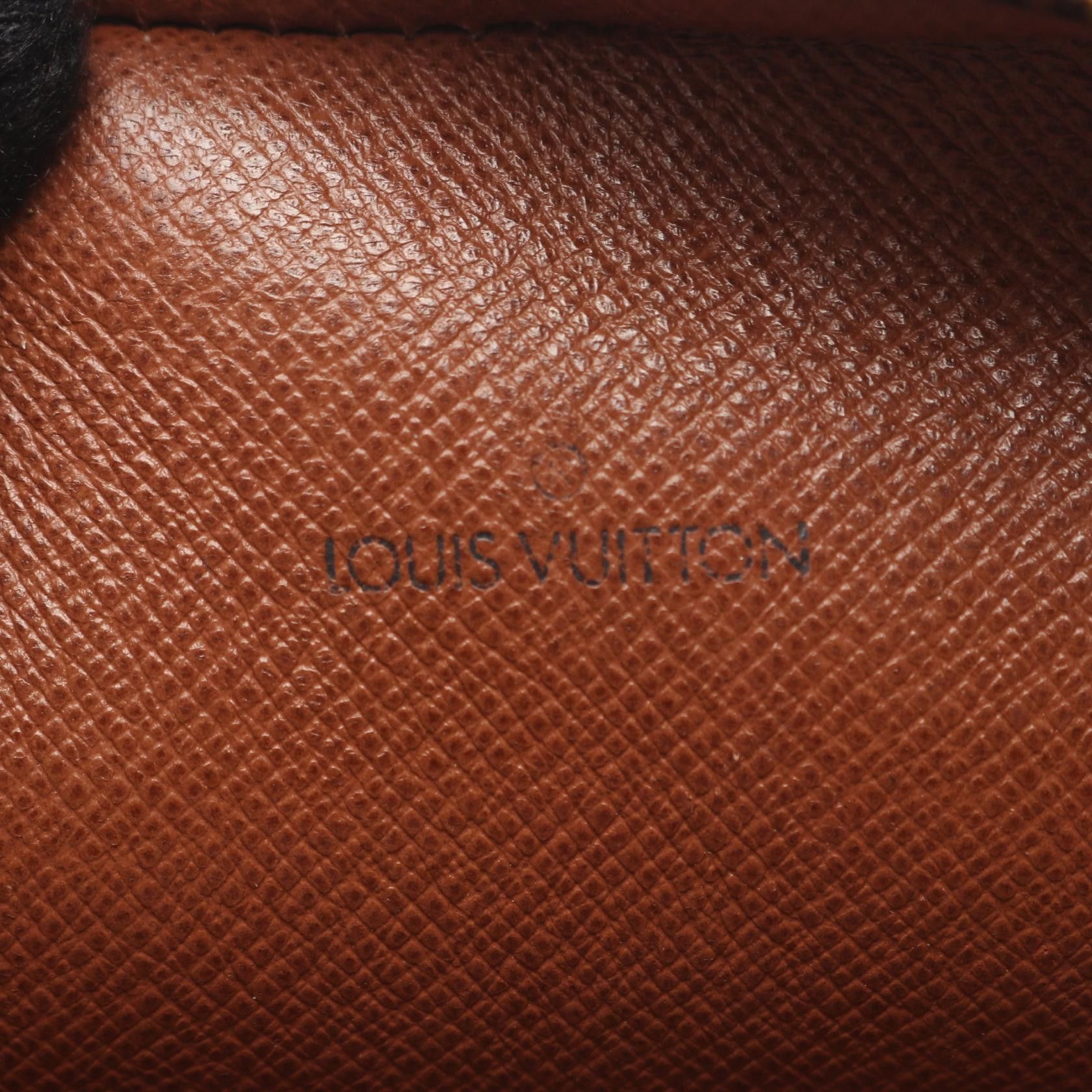 Louis Vuitton Louis Vuitton Louis Vuitton Amazon Monogram Shoulder Bag Textile Shoulder Bag M45236 DUTY FREE for USA Size ONE SIZE - 4 Thumbnail