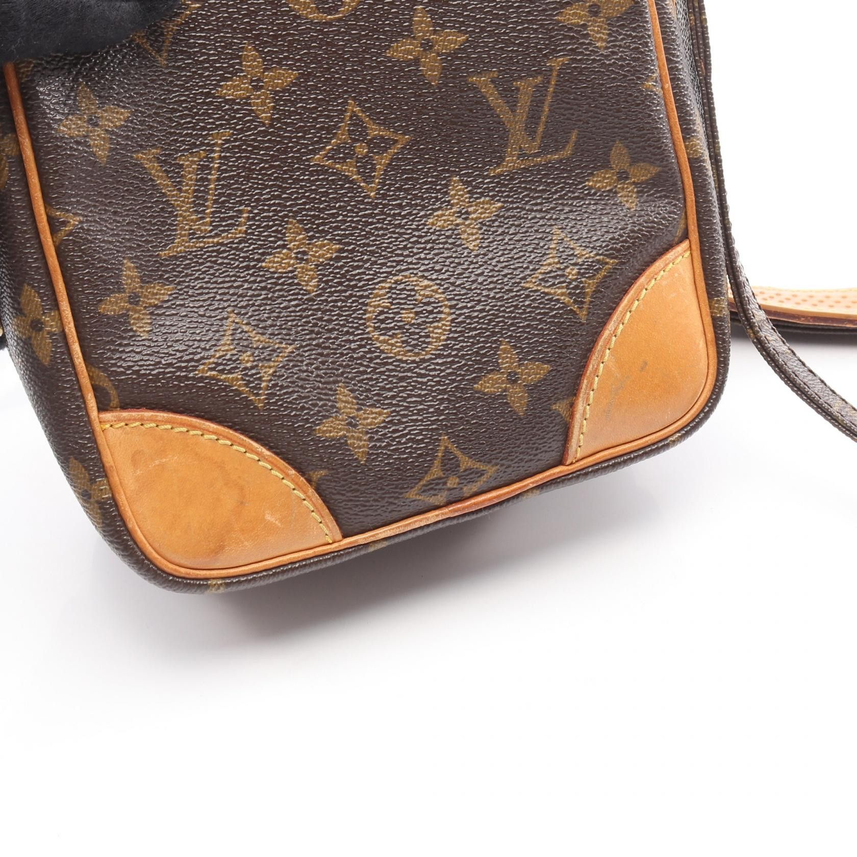 Louis Vuitton Louis Vuitton Louis Vuitton Amazon Monogram Shoulder Bag Textile Shoulder Bag M45236 DUTY FREE for USA Size ONE SIZE - 8 Thumbnail
