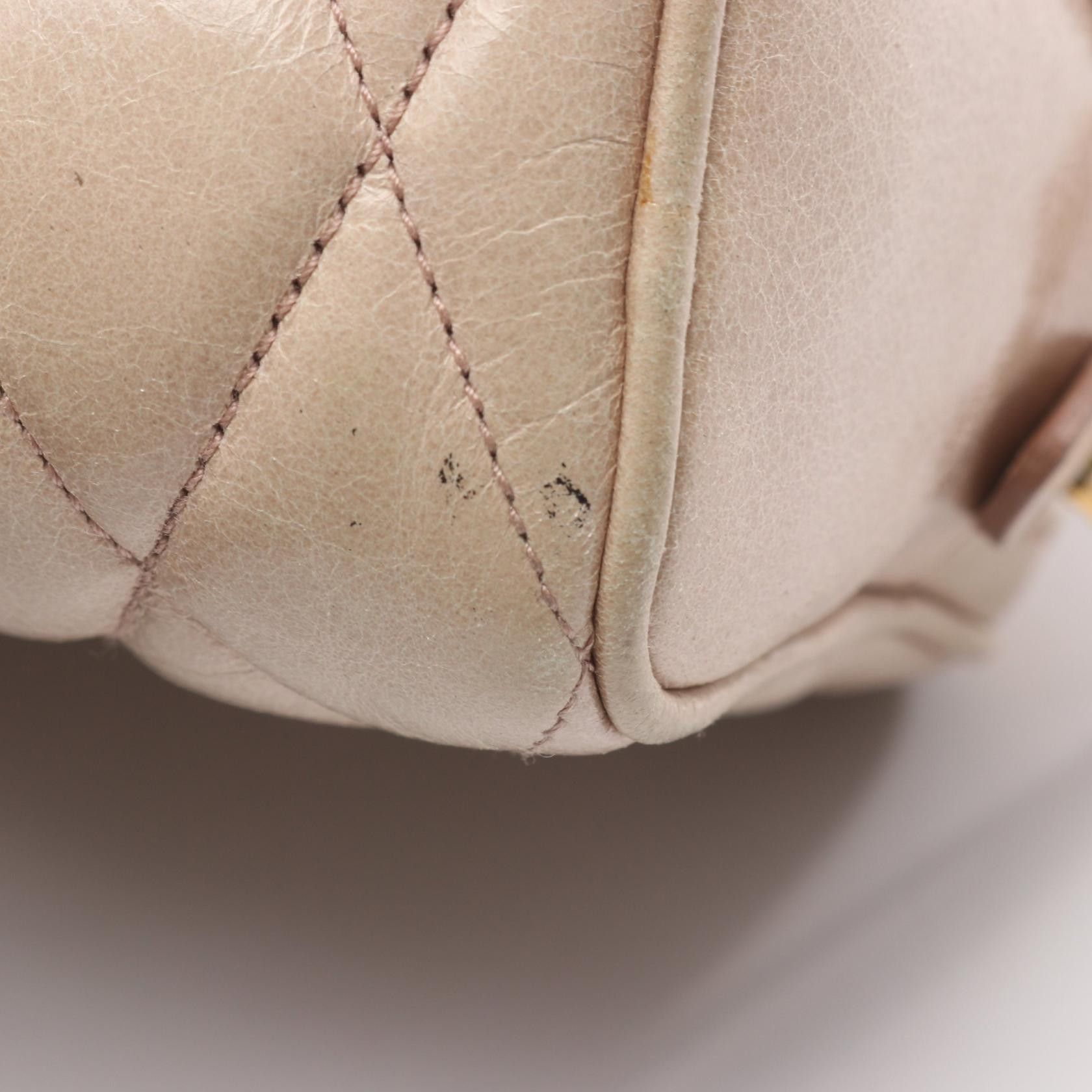 Miu Miu Miu Miu Miu Miu Matelasse Leather Shoulder Bag Leather Shoulder Bag DUTY FREE for USA Size ONE SIZE - 6 Thumbnail