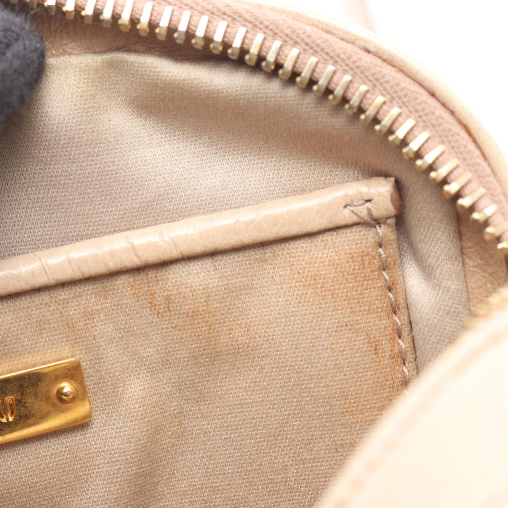 Miu Miu Miu Miu Miu Miu Matelasse Leather Shoulder Bag Leather Shoulder Bag DUTY FREE for USA Size ONE SIZE - 7 Thumbnail