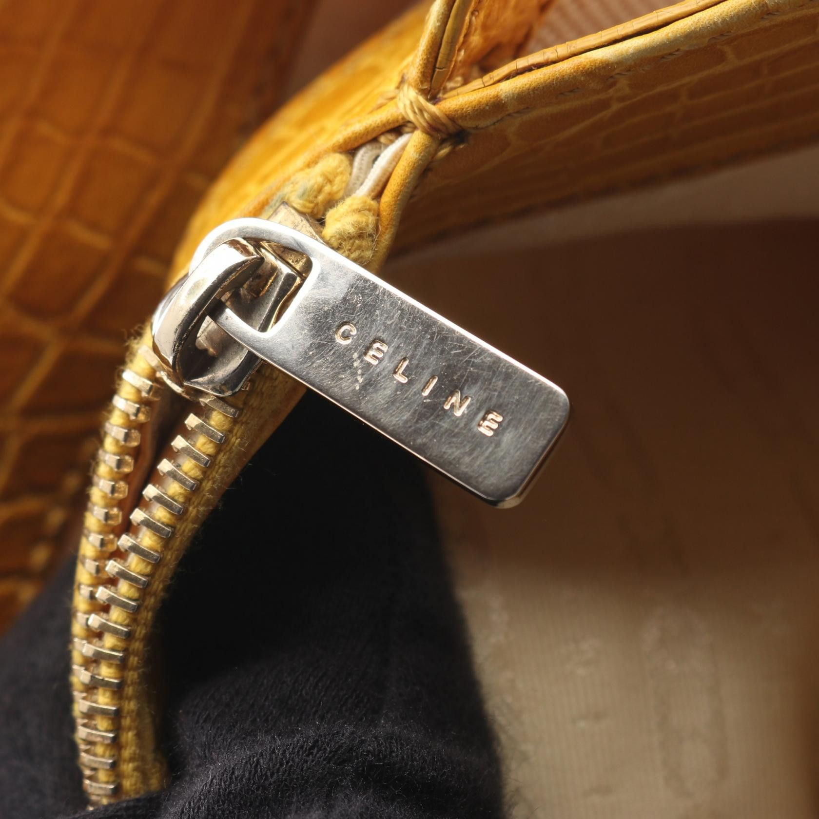 Celine Celine CELINE Embossed Leather Shoulder Bag Leather Shoulder Bag DUTY FREE for USA Size ONE SIZE - 8 Thumbnail