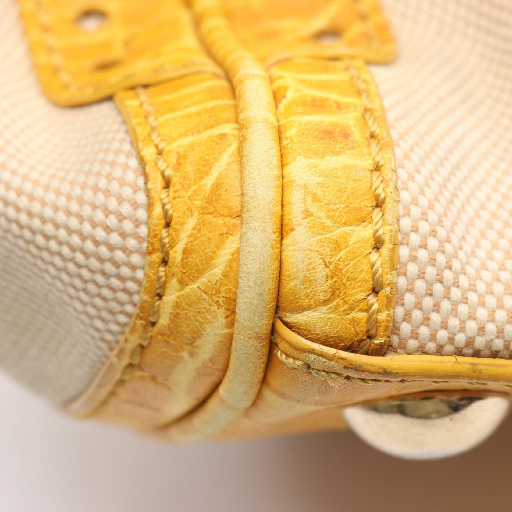 Celine Celine CELINE Embossed Leather Shoulder Bag Leather Shoulder Bag DUTY FREE for USA Size ONE SIZE - 6 Thumbnail
