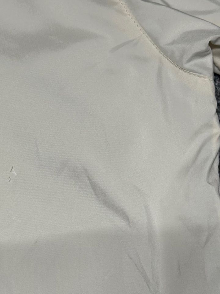 Loro Piana Loro Piana Zip Up Jacket White Size L Size US L / EU 52-54 / 3 - 5 Thumbnail