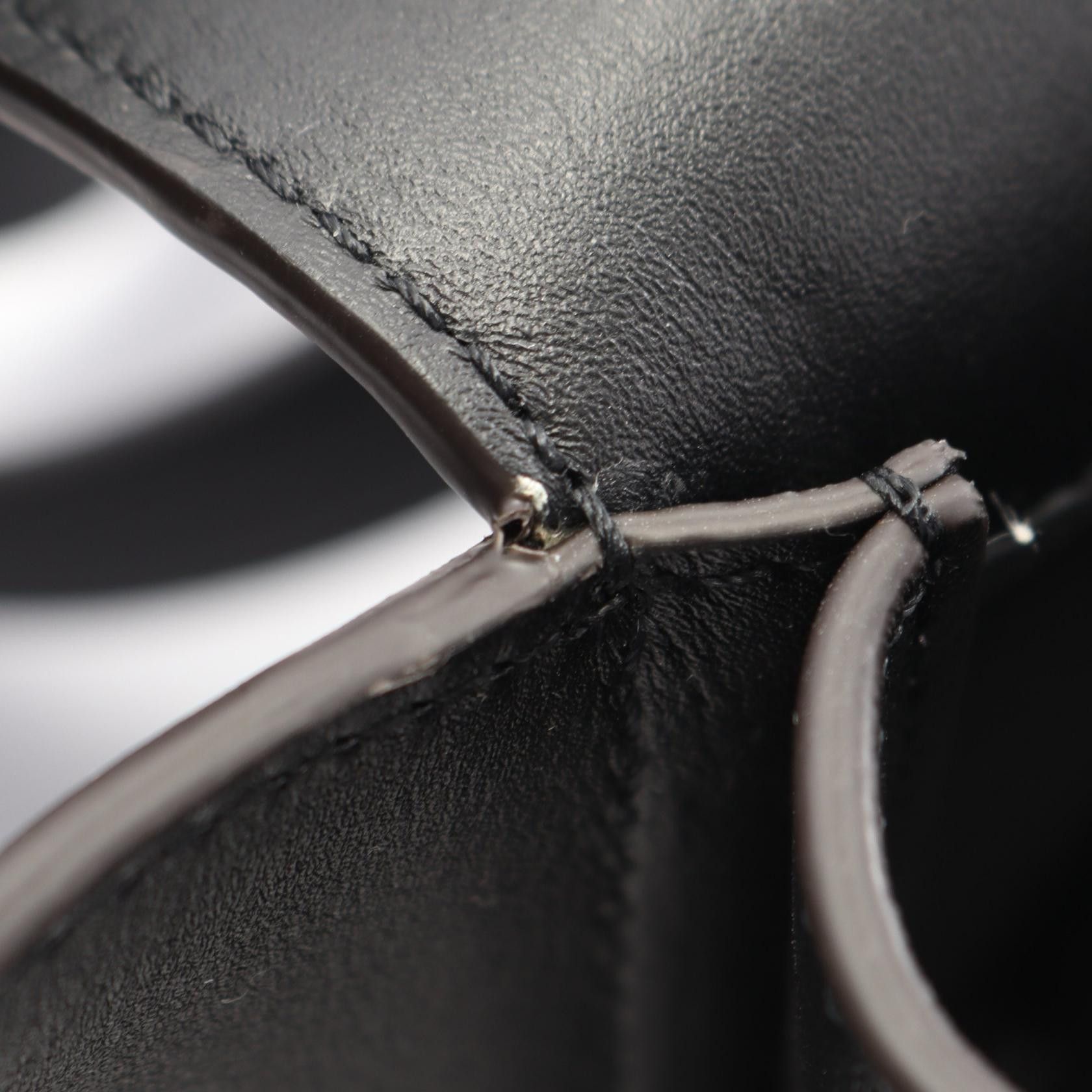 Marni Marni Marni Trunkaroo Leather Waist Bag Leather Belt Bag MUMQ0022U0 DUTY FREE for USA Size ONE SIZE - 6 Thumbnail