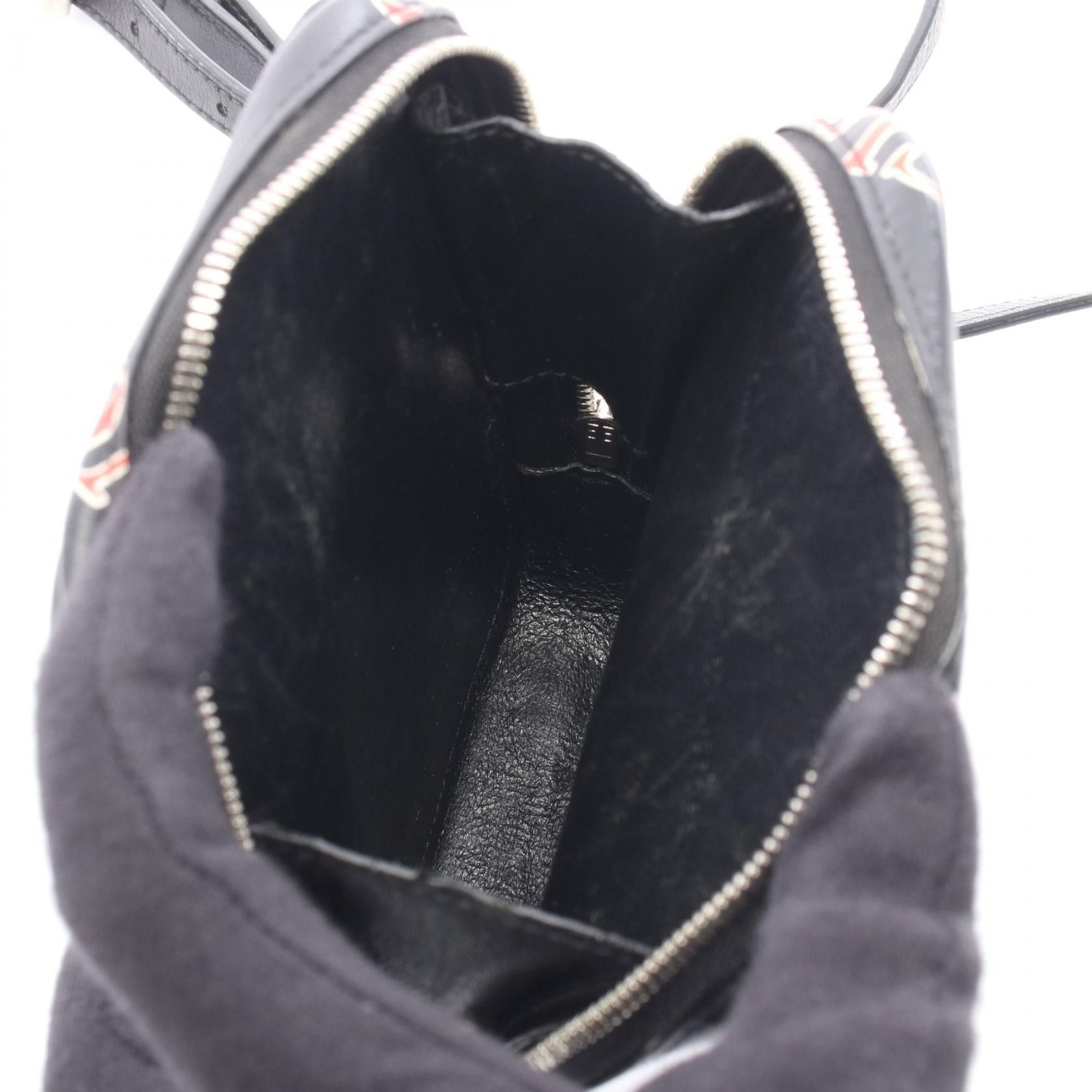 Balenciaga Balenciaga Balenciaga CASH ZIP PHONE HOLDER Leather Shoulder Bag Leather Shoulder Bag 618189 DUTY FREE for USA Size ONE SIZE - 3 Thumbnail