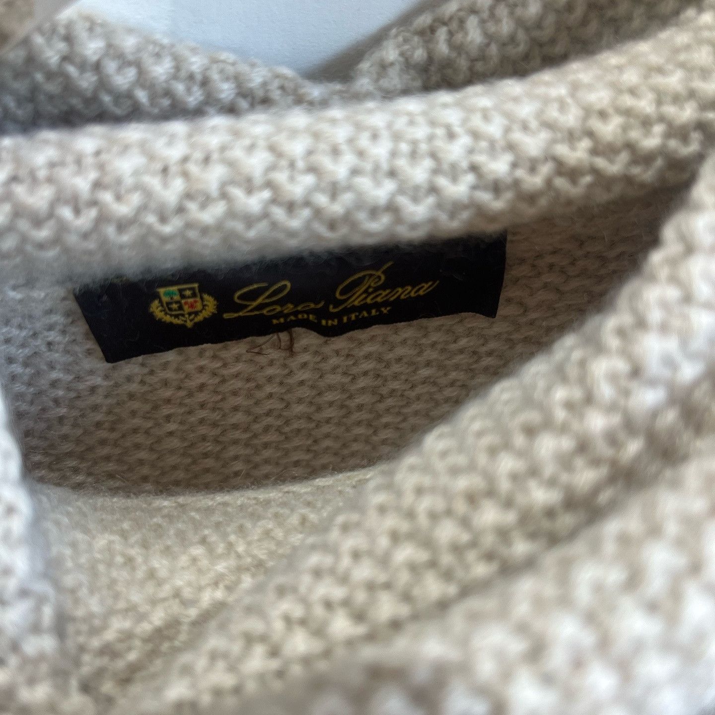 Loro Piana Loro Piana Cashmere Turtleneck Sweater Beige Size 38 Size XS / US 0-2 / IT 36-38 - 3 Thumbnail