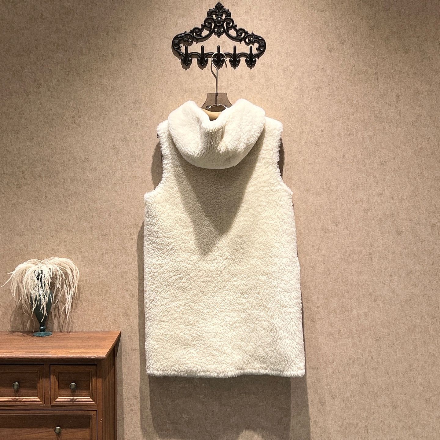 Loro Piana Loro Piana Reversible Shearling Hooded Vest Size M Size US M / EU 48-50 / 2 - 2 Thumbnail