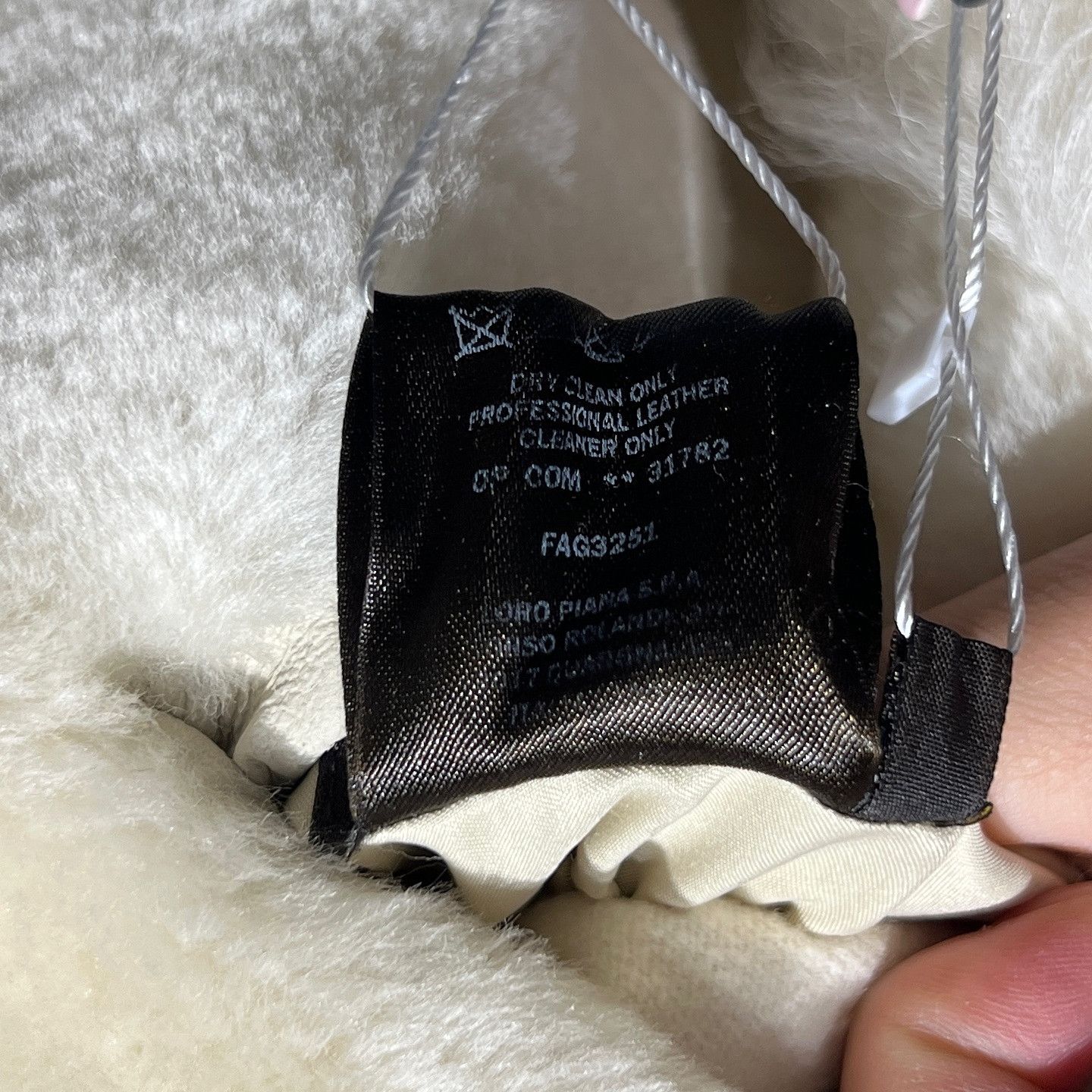 Loro Piana Loro Piana Reversible Shearling Coat Size IT 42 Size M / US 6-8 / IT 42-44 - 4 Thumbnail