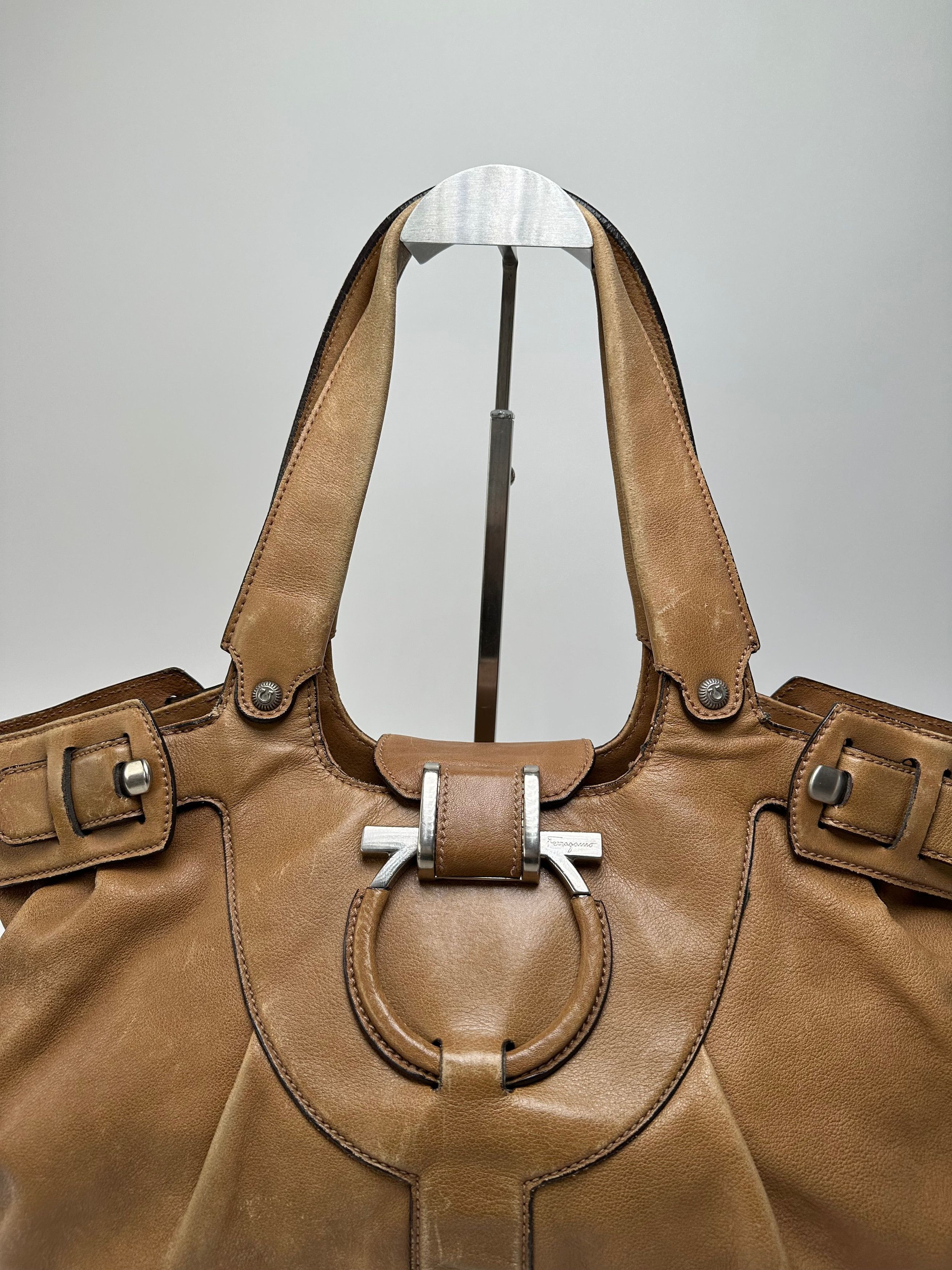 Salvatore Ferragamo Vintage Gancini Shoulder Bag Canvas Tan Size ONE SIZE - 4 Thumbnail