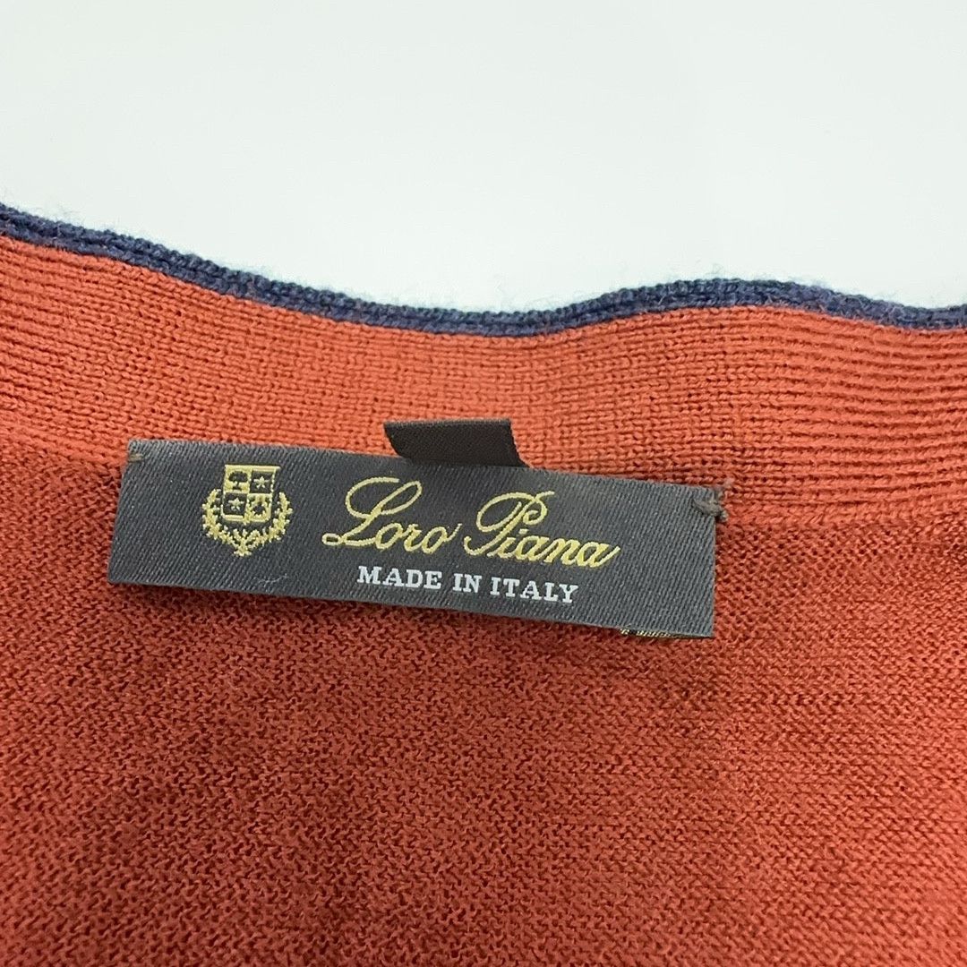 Loro Piana Loro Piana V-Neck Cardigan Size 42 Size M / US 6-8 / IT 42-44 - 5 Thumbnail