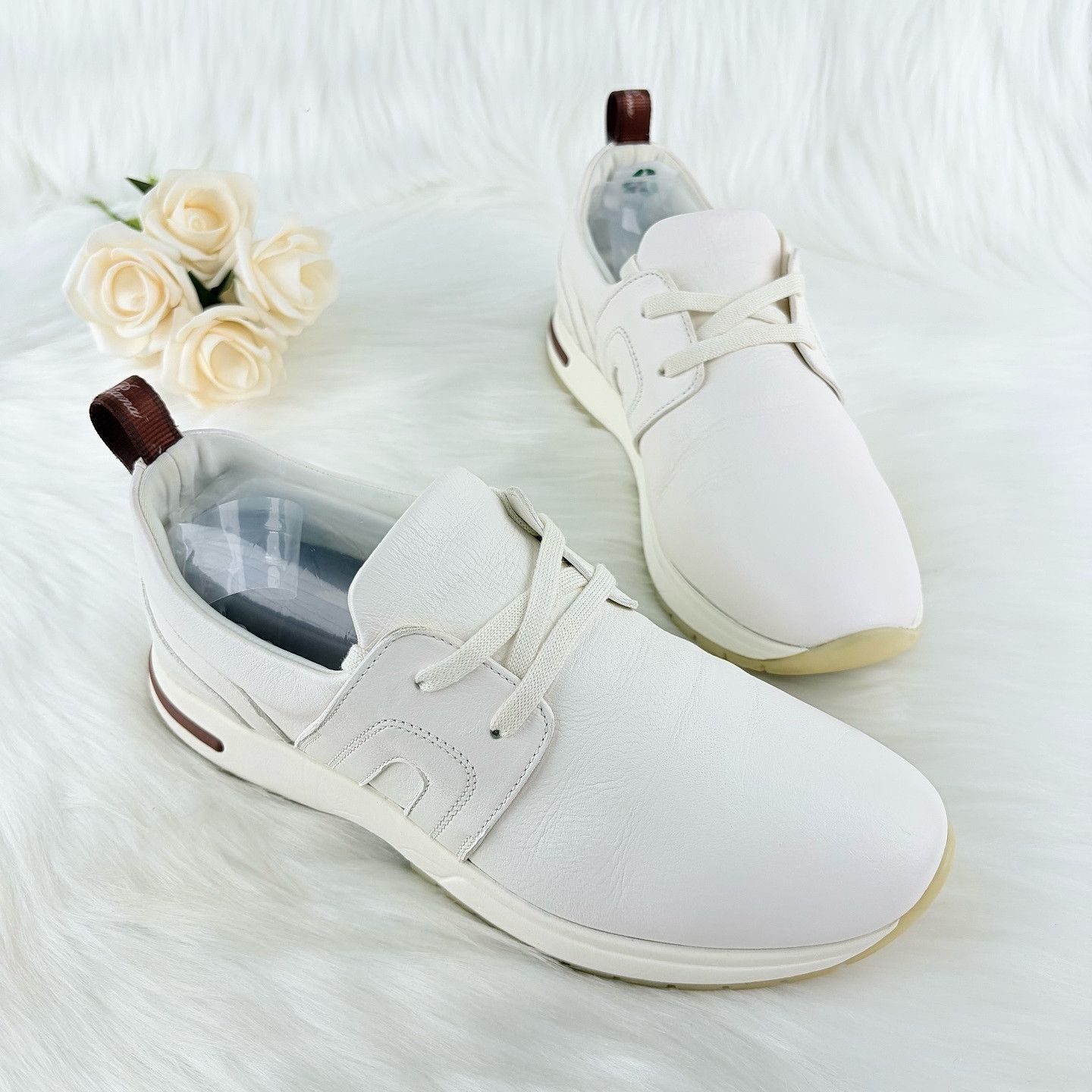 Loro Piana Loro Piana Leather Low-Top Sneakers White Size 37 Size US 7 / IT 37 - 8 Thumbnail