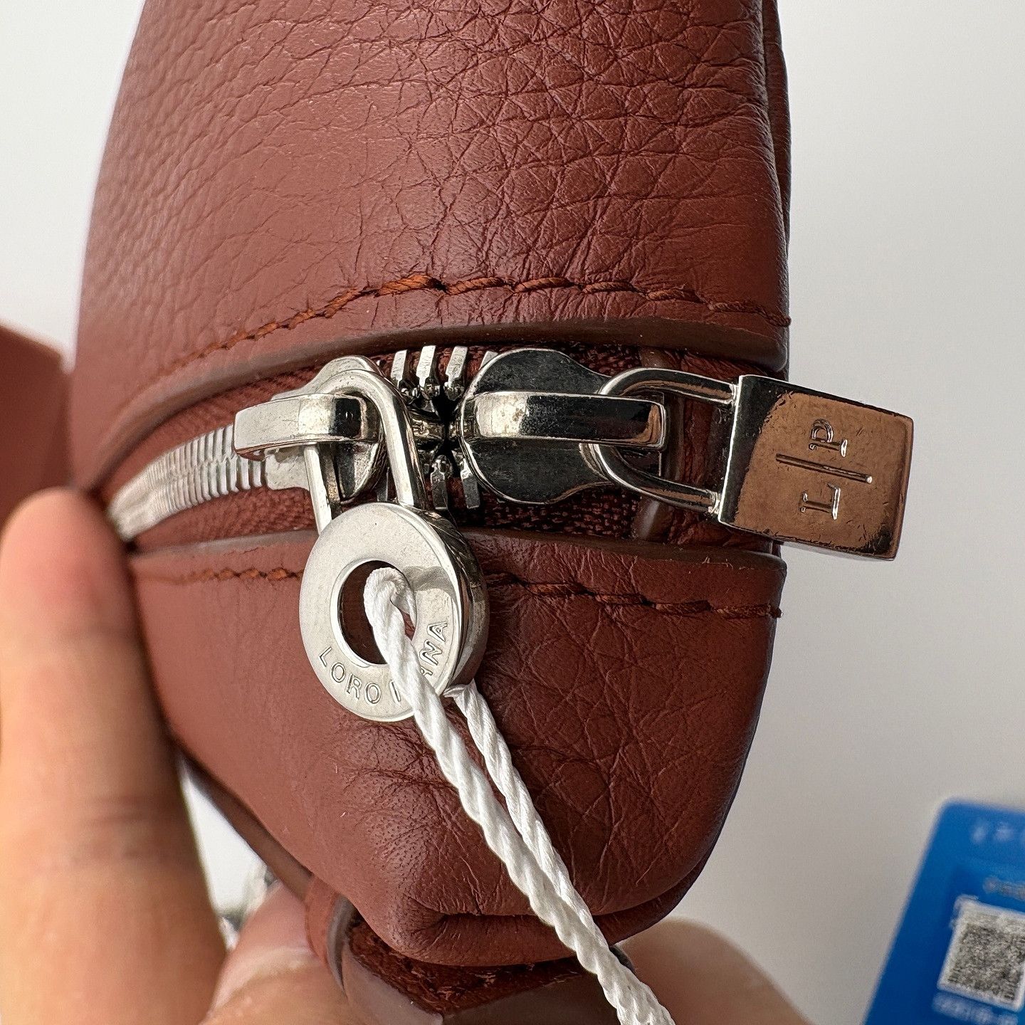 Loro Piana Loro Piana Leather Chain Crossbody Bag ONE SIZE Size ONE SIZE - 14 Thumbnail