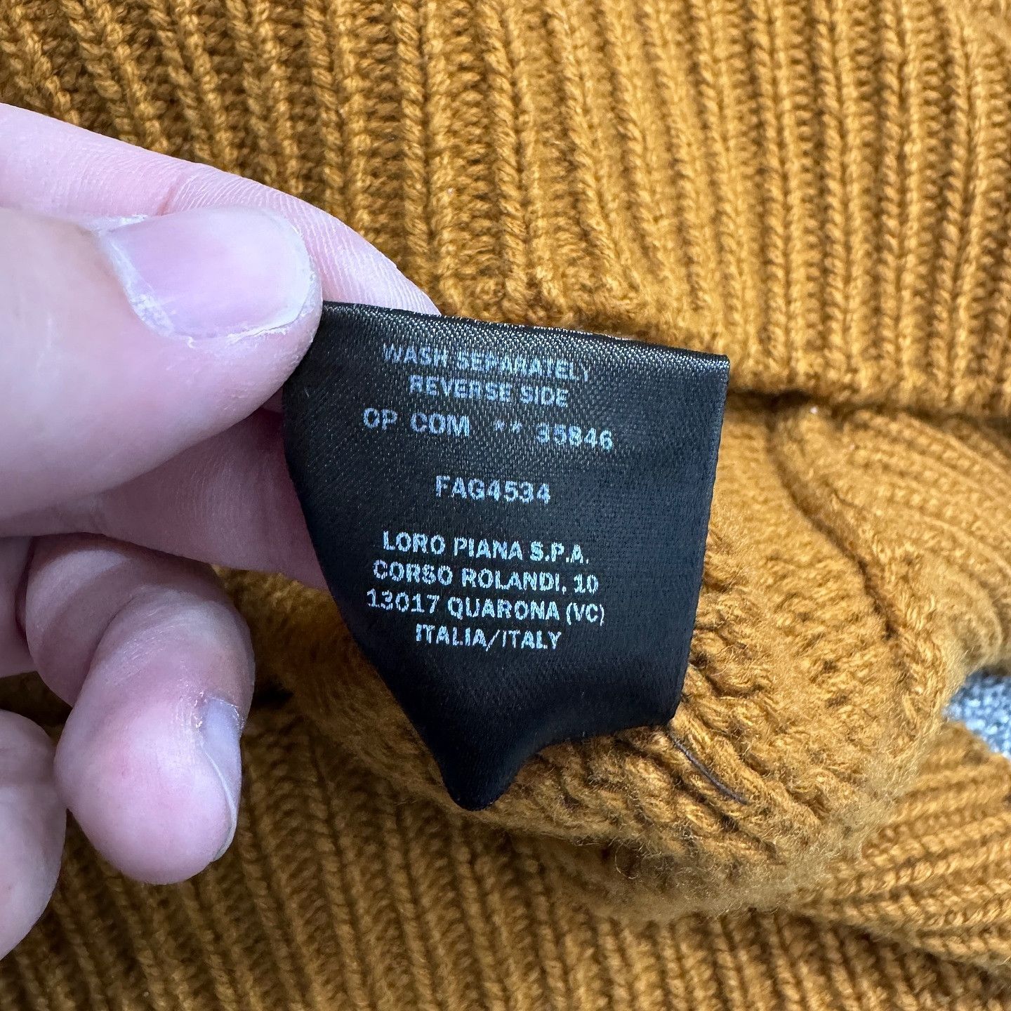 Loro Piana Loro Piana Baby Cashmere Crewneck Sweater Size M Size US M / EU 48-50 / 2 - 5 Thumbnail