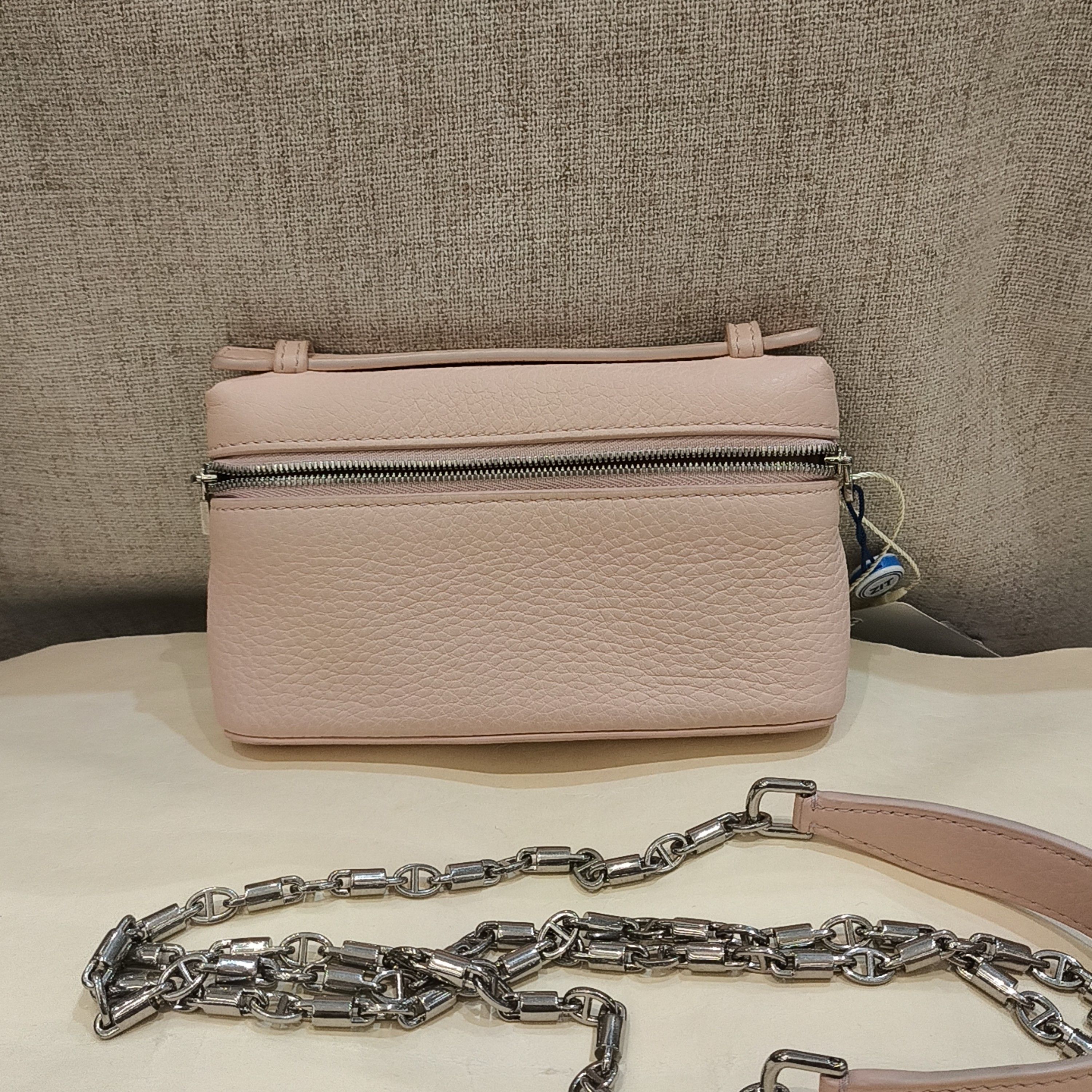 Loro Piana Loro Piana Extra Pocket Leather Crossbody Bag Size ONE SIZE - 2 Thumbnail