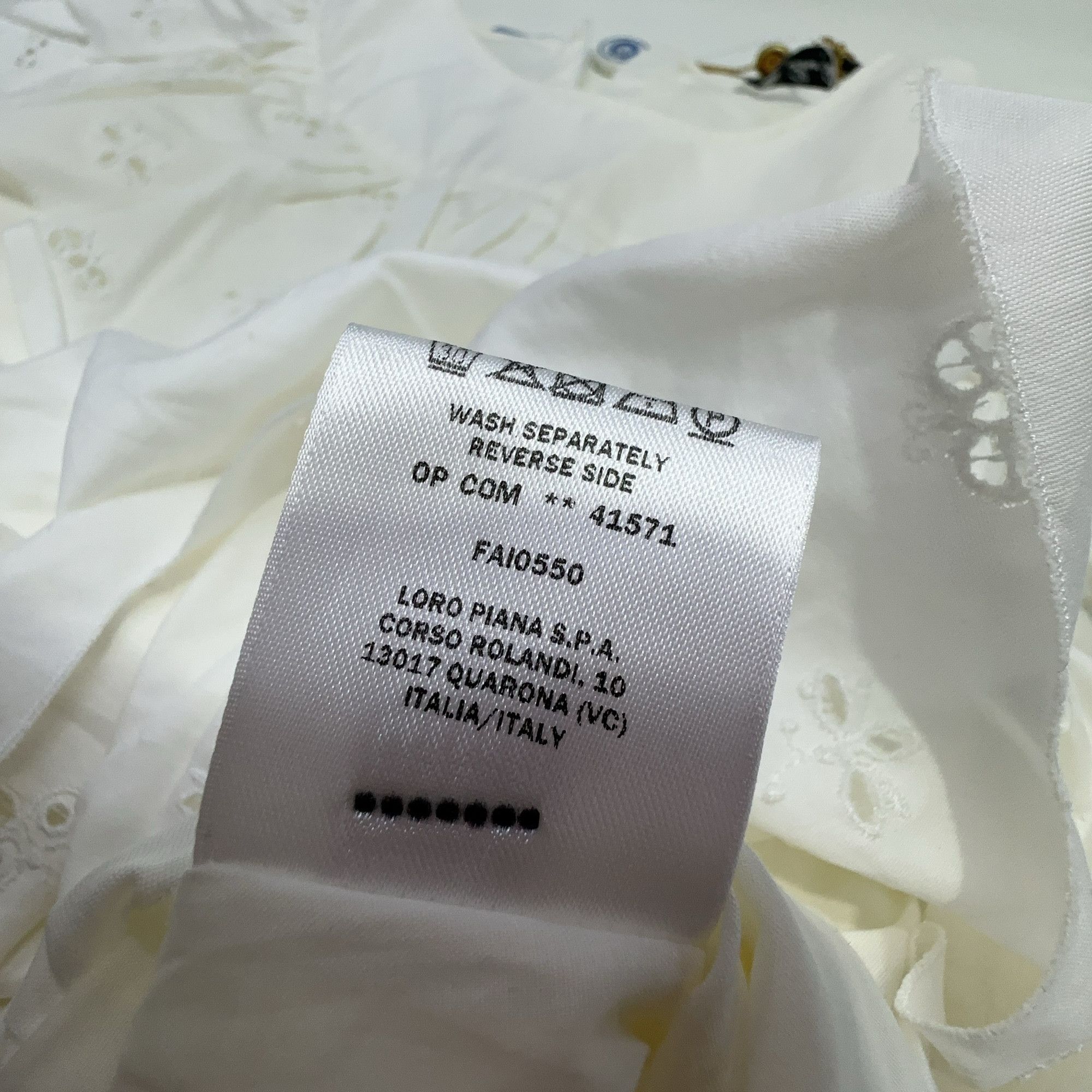 Loro Piana Loro Piana Embroidered Mini Dress Size 6 Size XXS / US 00 / IT 34 - 5 Thumbnail