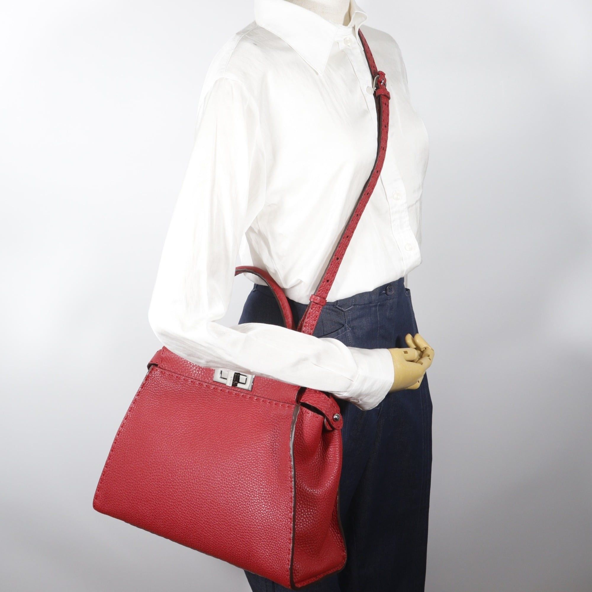 Fendi Fendi Peekaboo Medium Handbag, Selleria 2-Way Shoulder Bag, 8BN226, Leather, Red, 2-way, A5 size, Turn-lock, Women's Size ONE SIZE - 20 Thumbnail