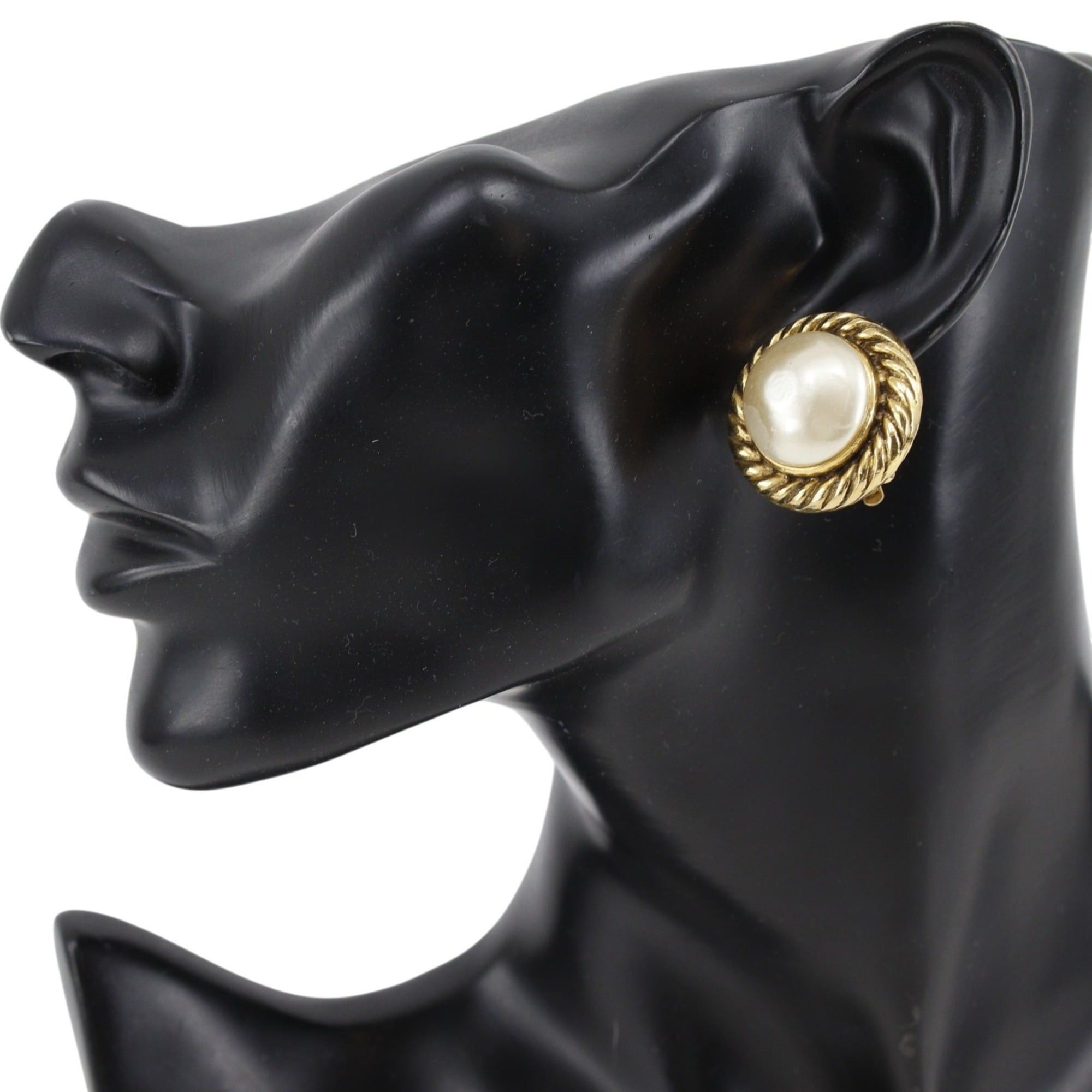 Chanel Chanel earrings, gold plated with faux pearls, approximately 24.6g, women's. Size ONE SIZE - 2 Thumbnail