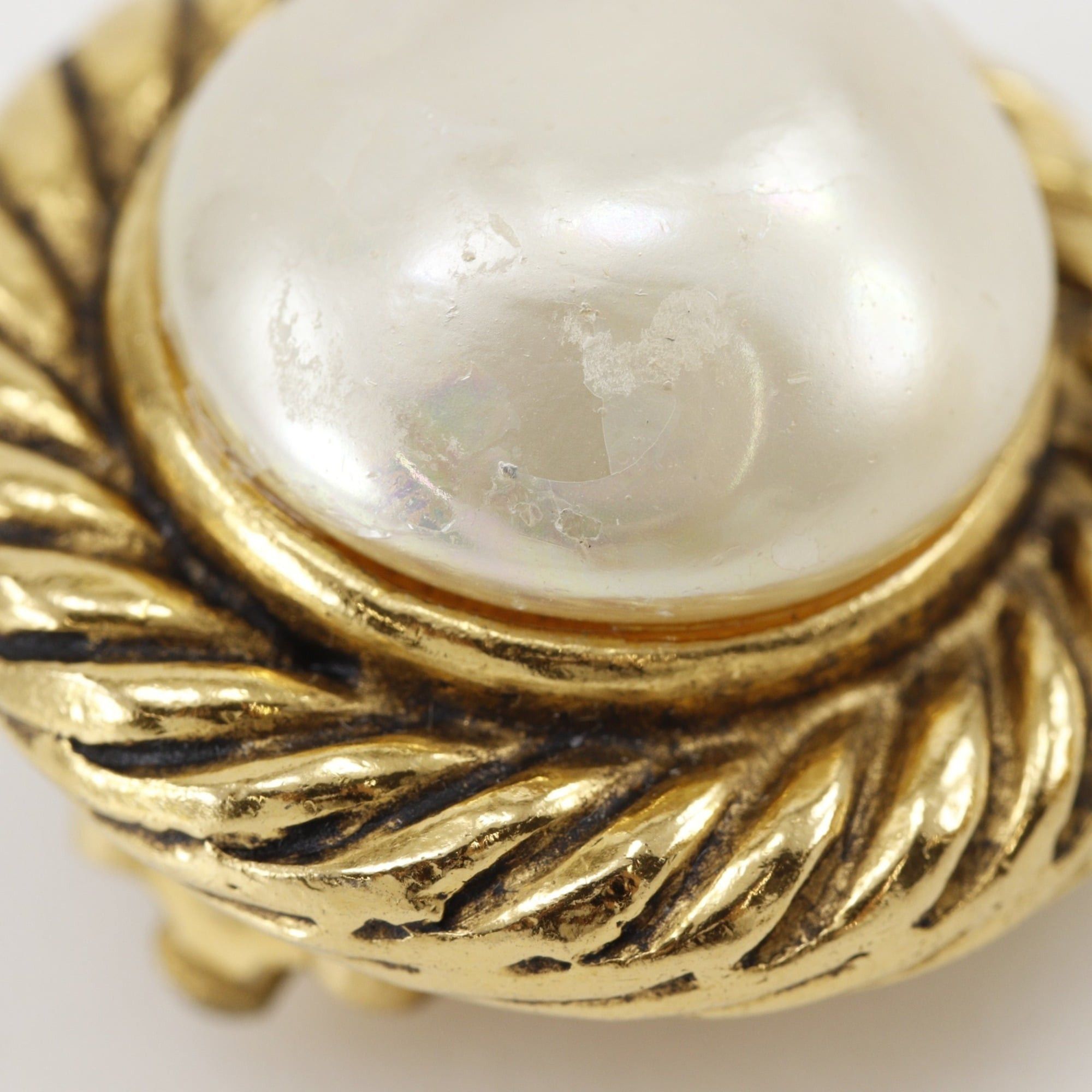Chanel Chanel earrings, gold plated with faux pearls, approximately 24.6g, women's. Size ONE SIZE - 9 Thumbnail