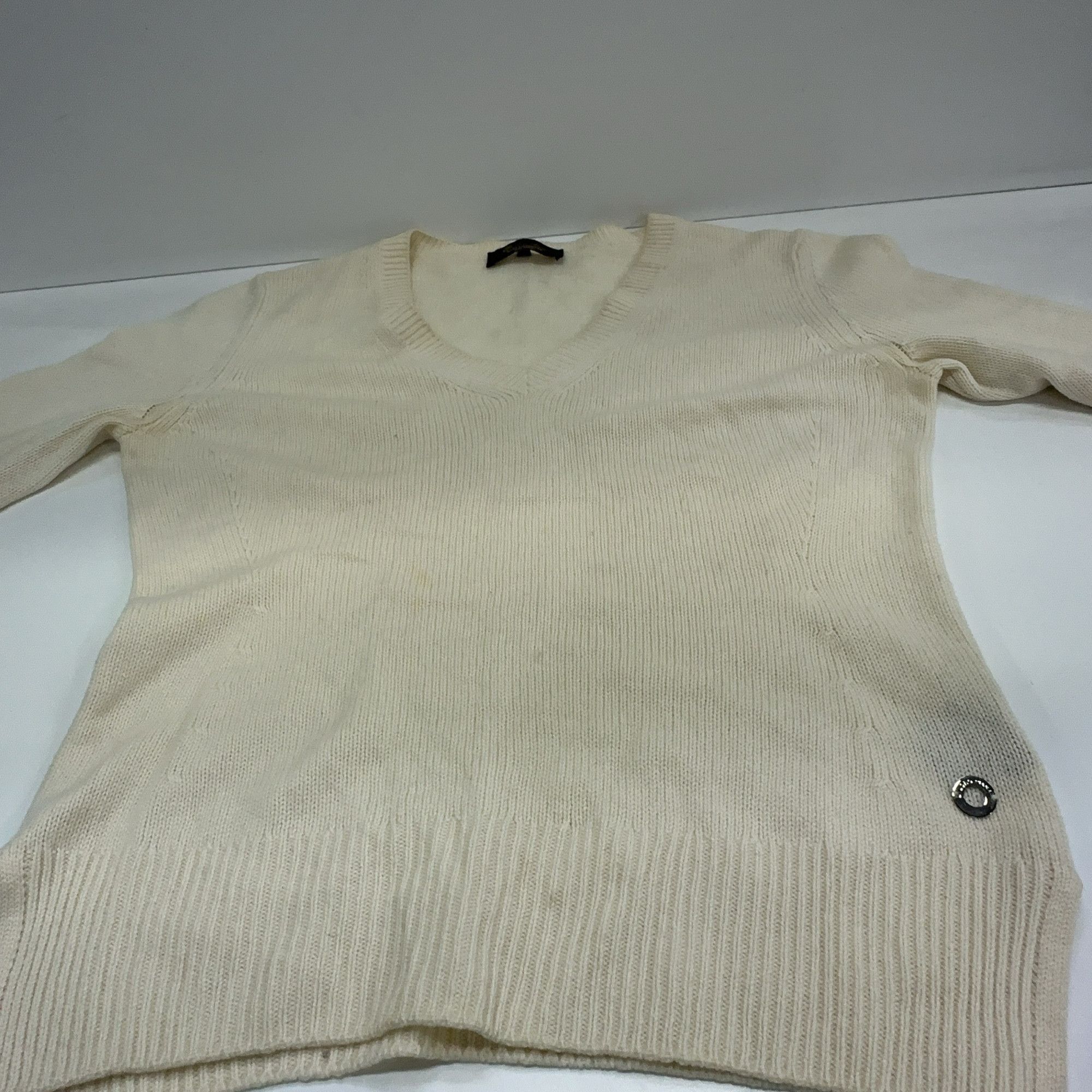 Loro Piana Loro Piana Baby Cashmere V-Neck Sweater Size 42 Size M / US 6-8 / IT 42-44 - 8 Thumbnail