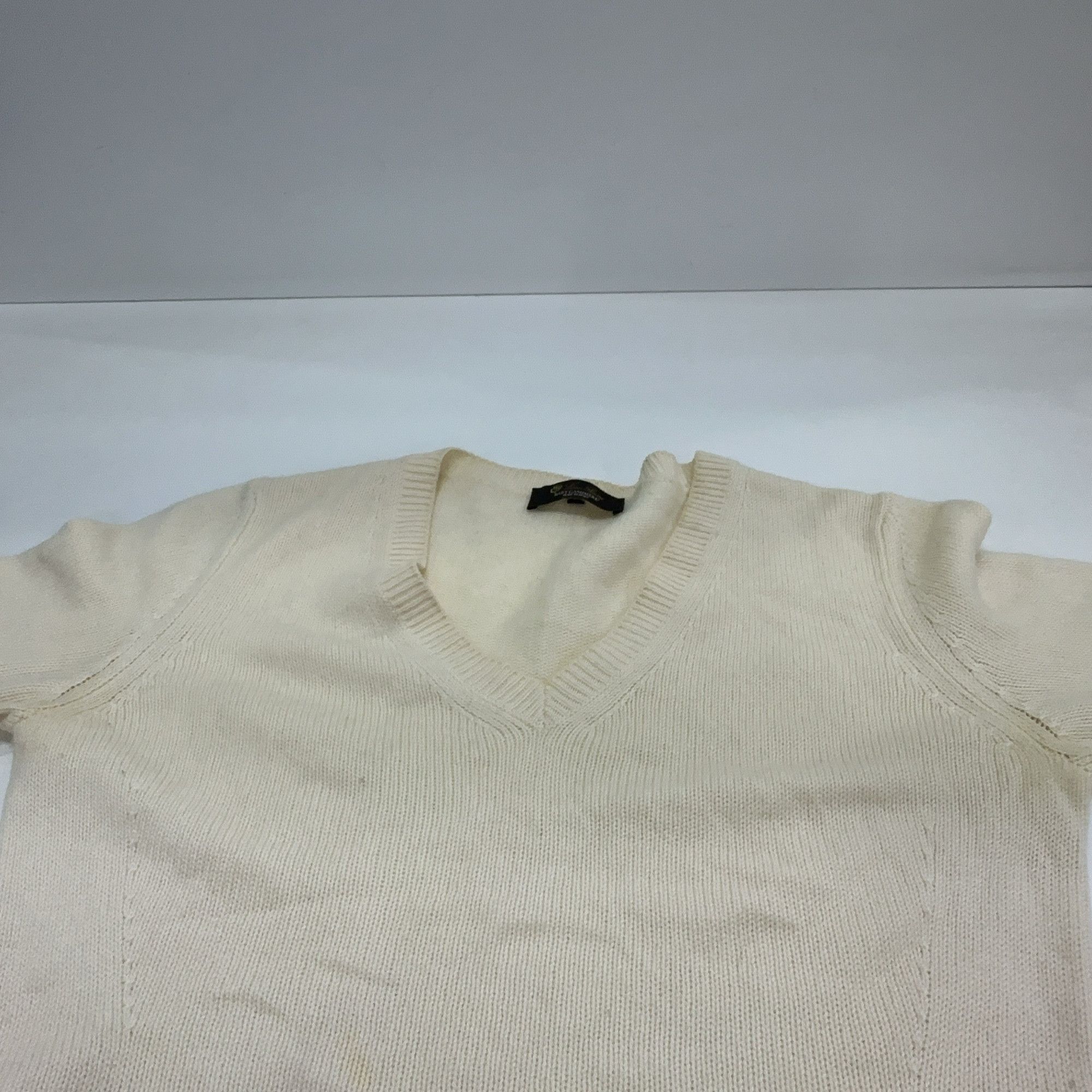 Loro Piana Loro Piana Baby Cashmere V-Neck Sweater Size 42 Size M / US 6-8 / IT 42-44 - 7 Thumbnail