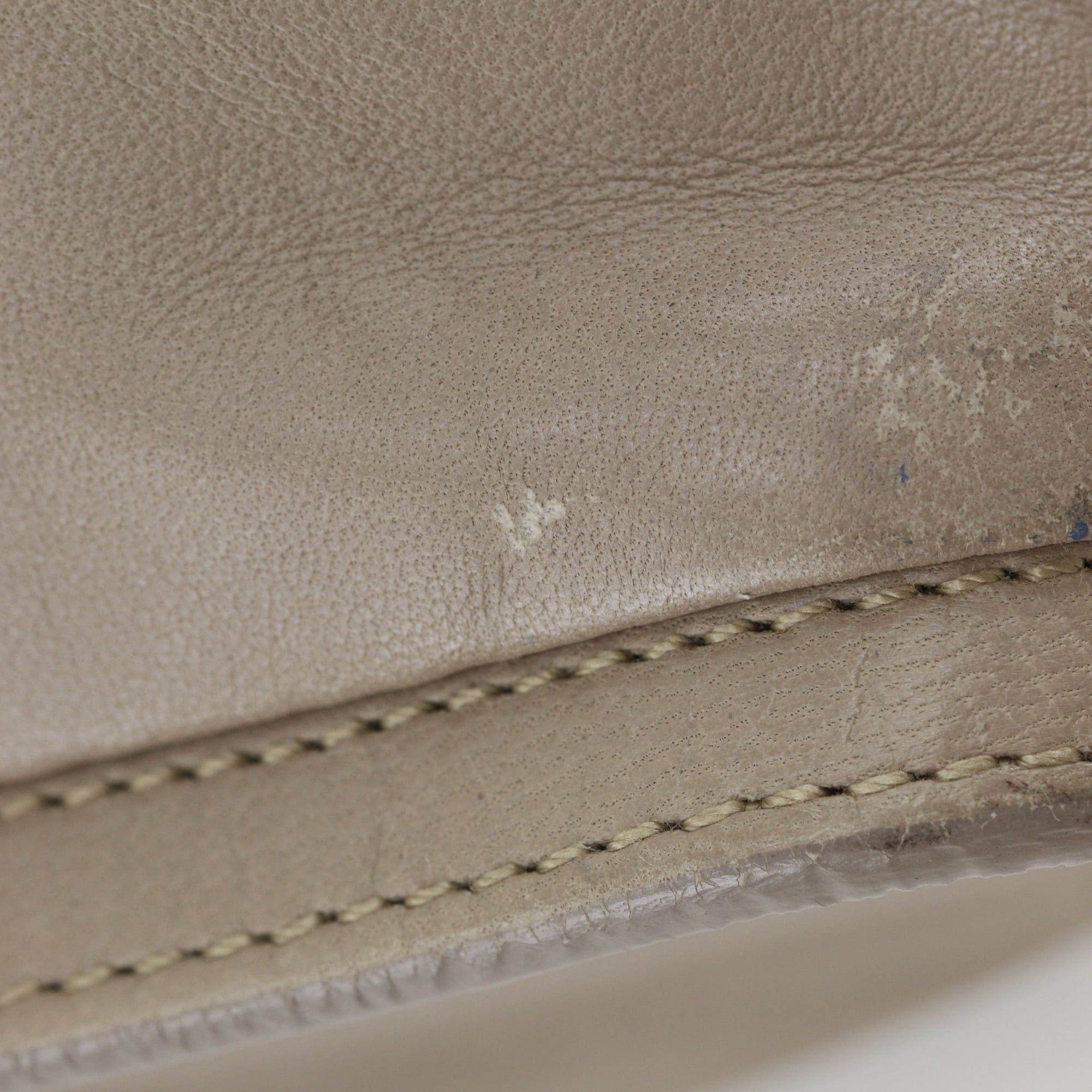 Loewe Loewe Shoulder Bag, Lambskin, Beige, A5 Size, Women's Size ONE SIZE - 6 Thumbnail