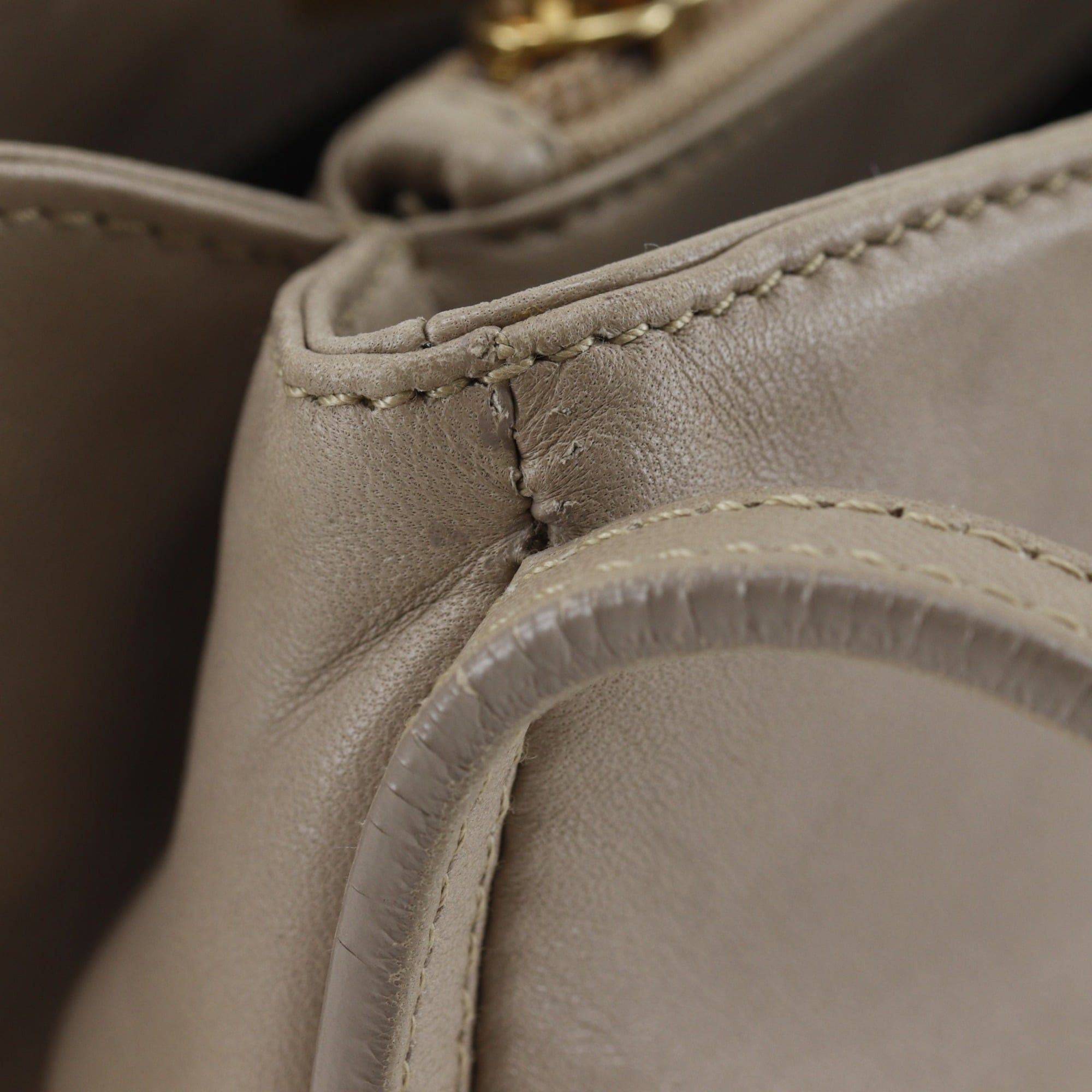Loewe Loewe Shoulder Bag, Lambskin, Beige, A5 Size, Women's Size ONE SIZE - 14 Thumbnail