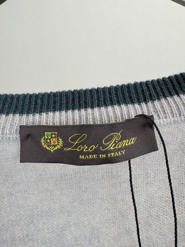 Loro Piana Loro Piana Cashmere V-Neck Vest Size 52 Size US L / EU 52-54 / 3 - 3 Thumbnail