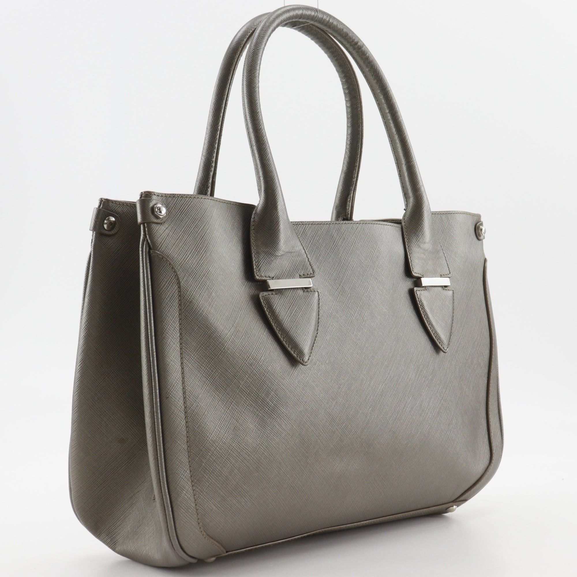 Salvatore Ferragamo Salvatore Ferragamo Gancini Tote Bag DY-21 7814 Leather Gray A5 Women's Size ONE SIZE - 3 Thumbnail