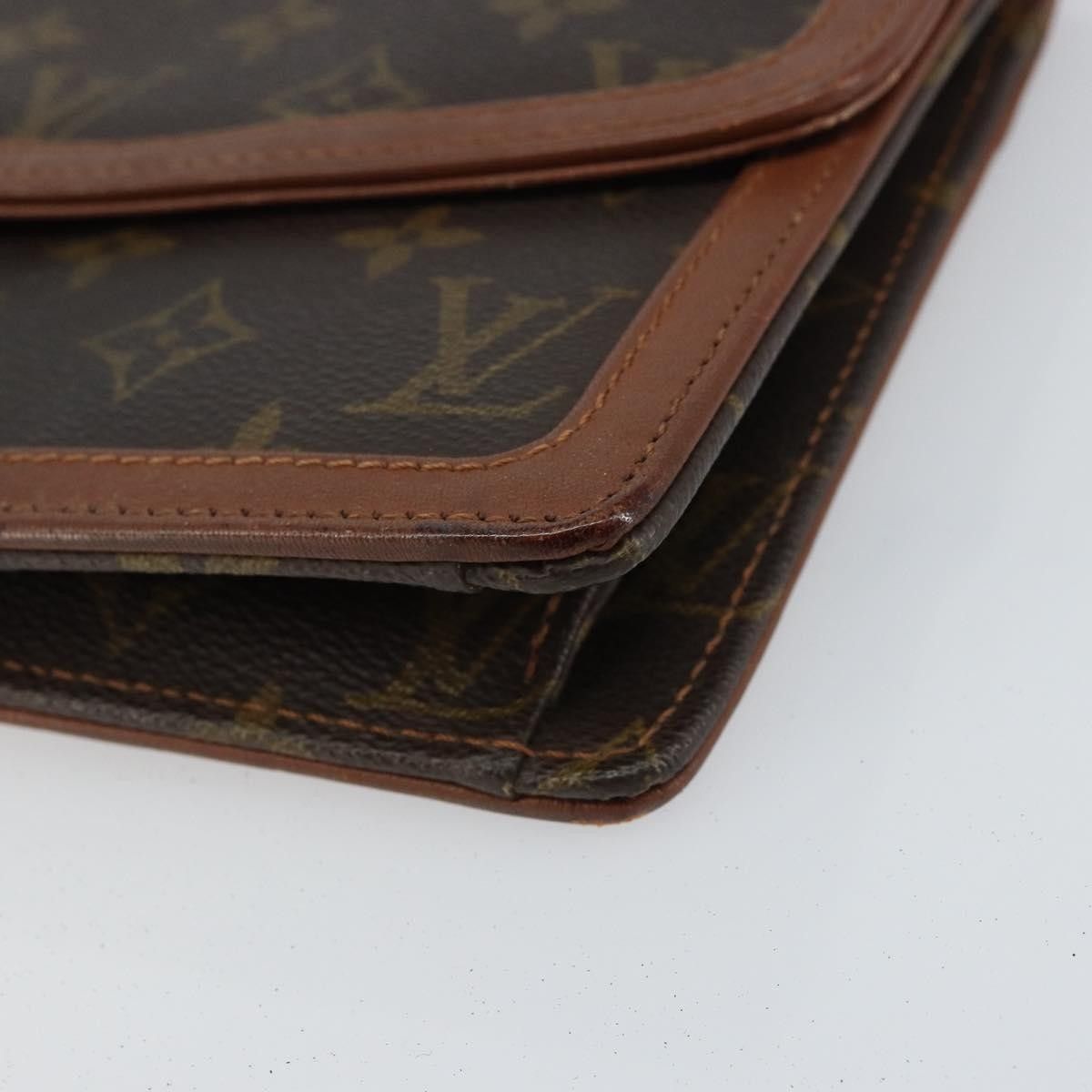 Louis Vuitton Louis Vuitton Dame Pochette Monogram Canvas Size ONE SIZE - 8 Thumbnail