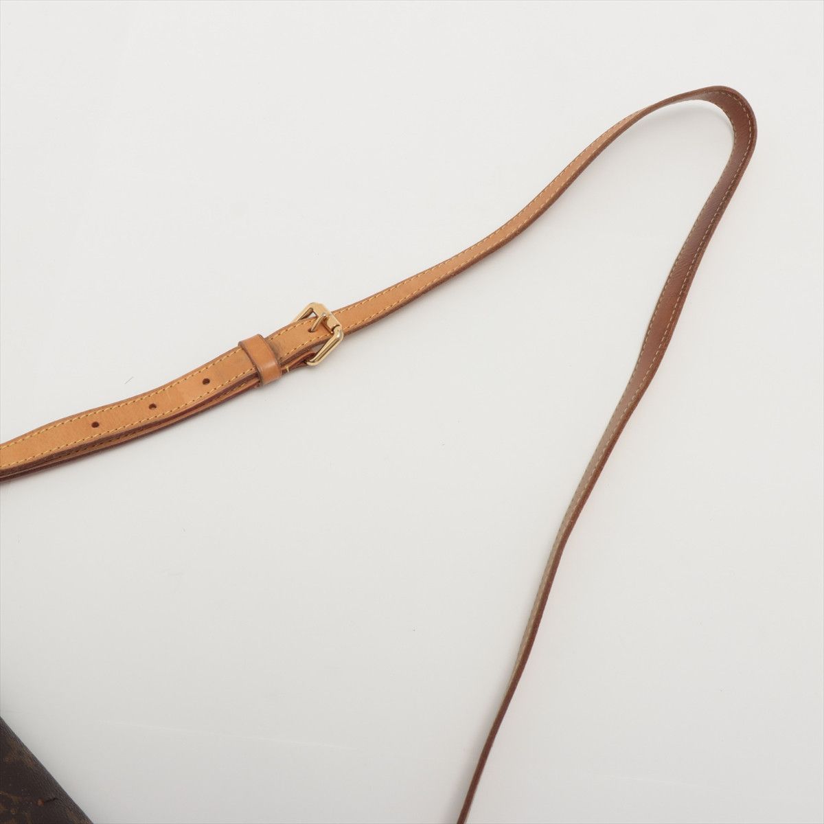 Louis Vuitton Louis Vuitton Menilmontant Handbag Monogram Canvas Size ONE SIZE - 6 Thumbnail