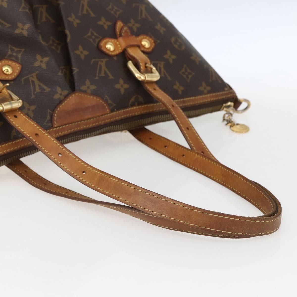 Louis Vuitton Louis Vuitton Palermo Handbag Monogram Canvas Size ONE SIZE - 8 Thumbnail