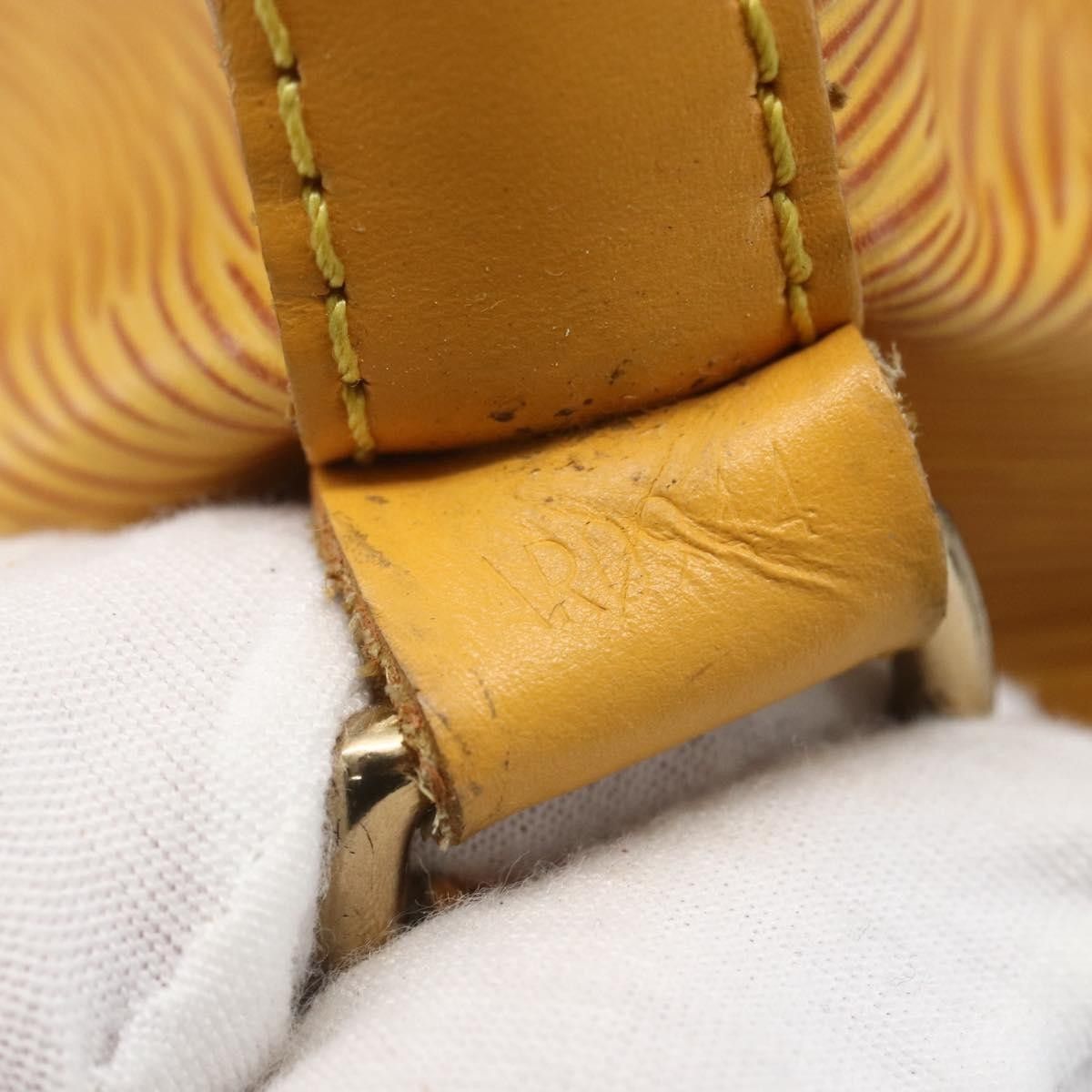 Louis Vuitton Louis Vuitton Petit Noe Epi Leather Size ONE SIZE - 6 Thumbnail
