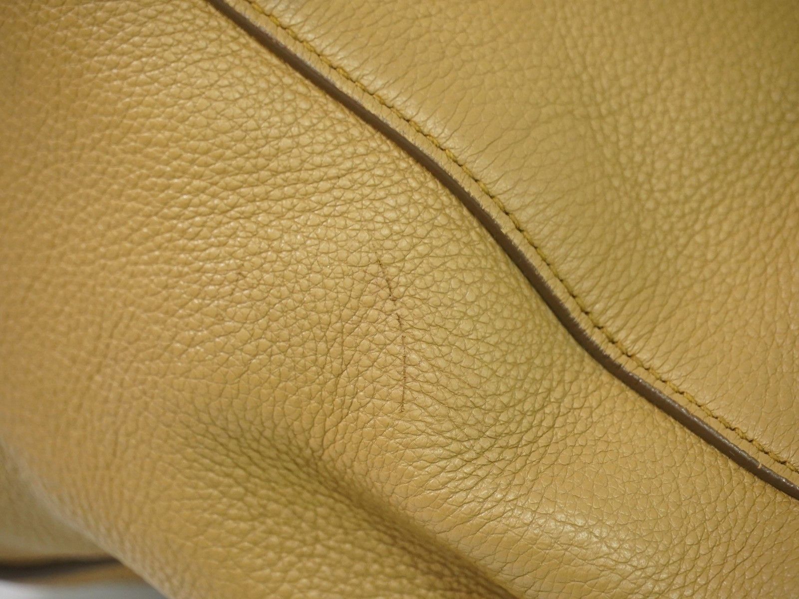Prada Prada Vintage Handbag Leather Size ONE SIZE - 16 Thumbnail