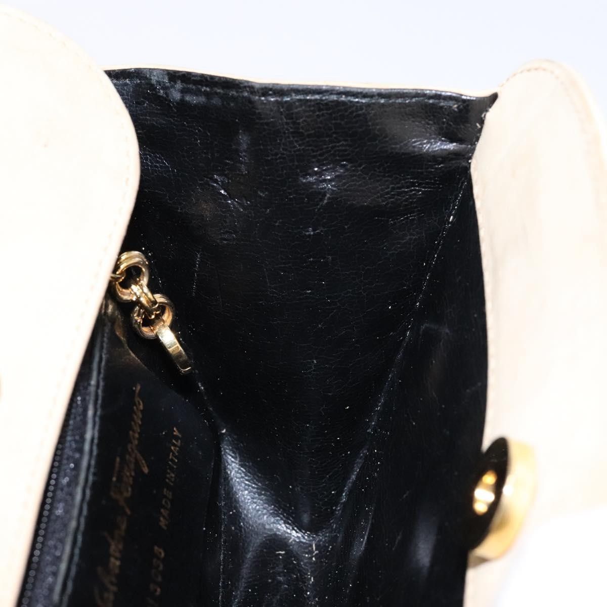 Salvatore Ferragamo Salvatore Ferragamo Vintage Suede Size ONE SIZE - 18 Thumbnail