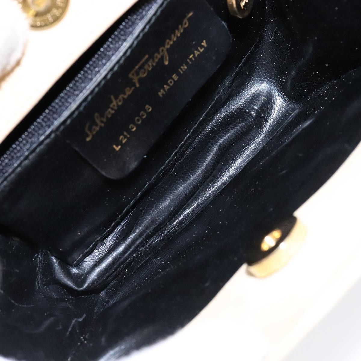 Salvatore Ferragamo Salvatore Ferragamo Vintage Suede Size ONE SIZE - 5 Thumbnail