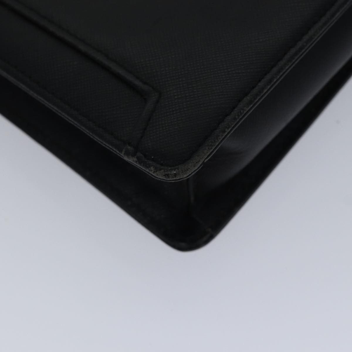 Burberry Burberry Vintage Pouch Leather Size ONE SIZE - 9 Thumbnail
