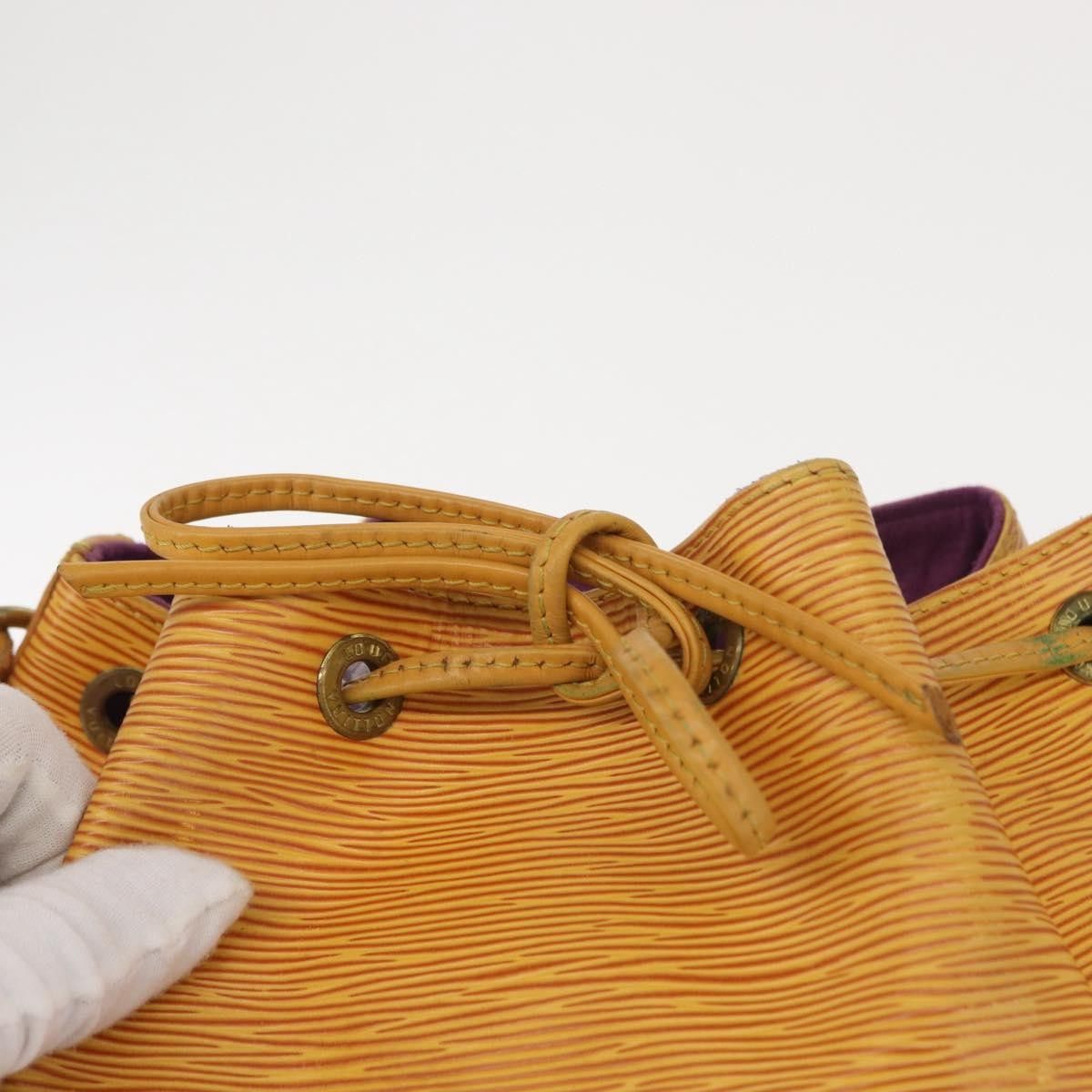 Louis Vuitton Louis Vuitton Petit Noe Epi Leather Size ONE SIZE - 16 Thumbnail