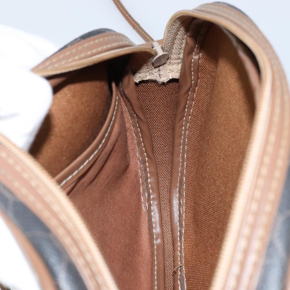 Dior Christian Dior Vintage Honeycomb Canvas and Leather Size ONE SIZE - 18 Thumbnail