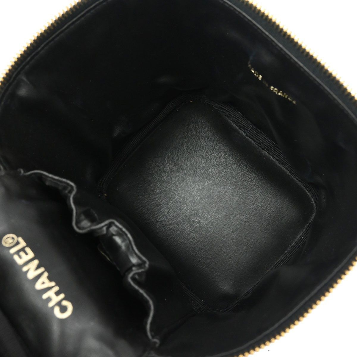 Chanel Chanel Vintage Timeless Cosmetic Case Caviar Size ONE SIZE - 3 Thumbnail