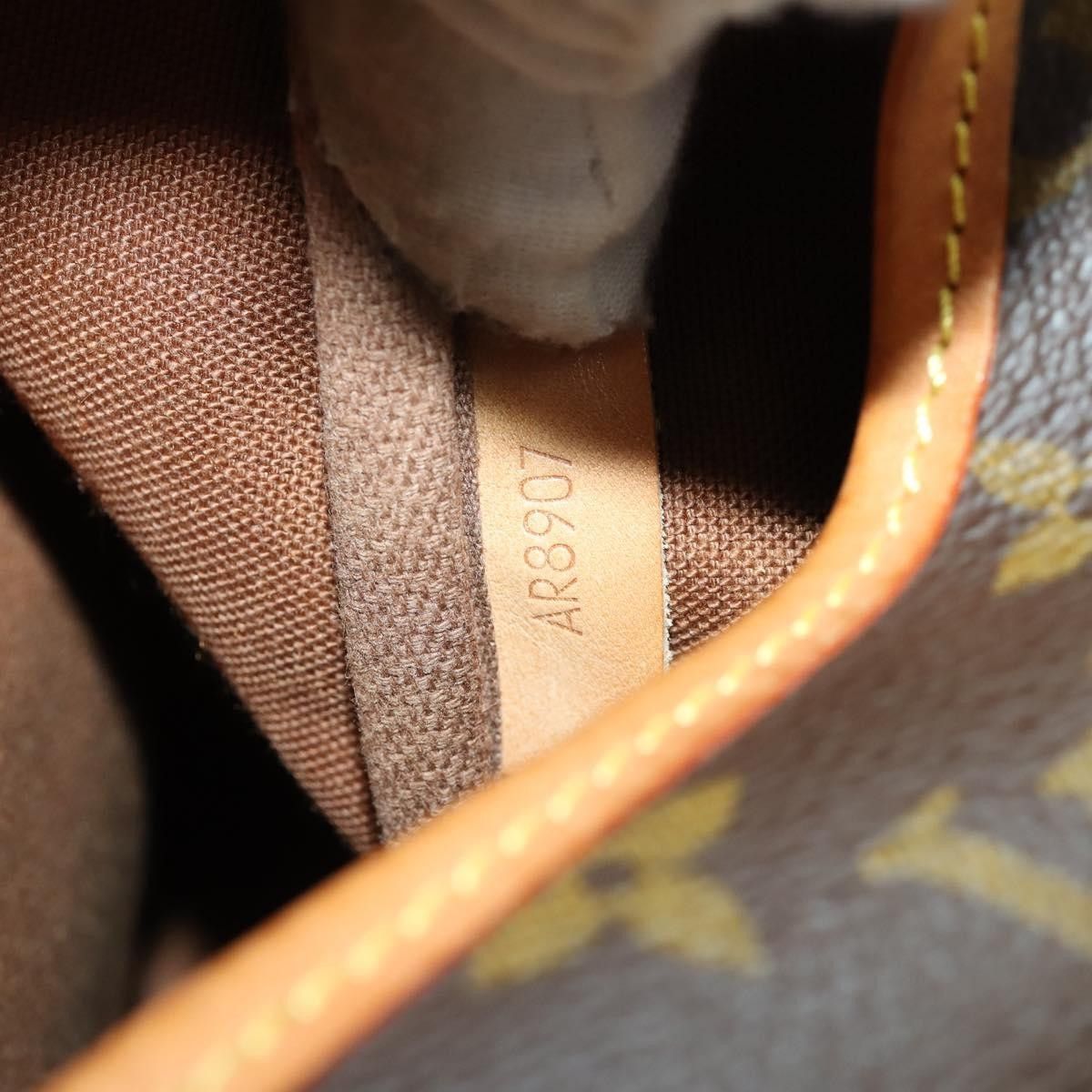 Louis Vuitton Louis Vuitton Saumur Handbag Monogram Canvas Size ONE SIZE - 7 Thumbnail